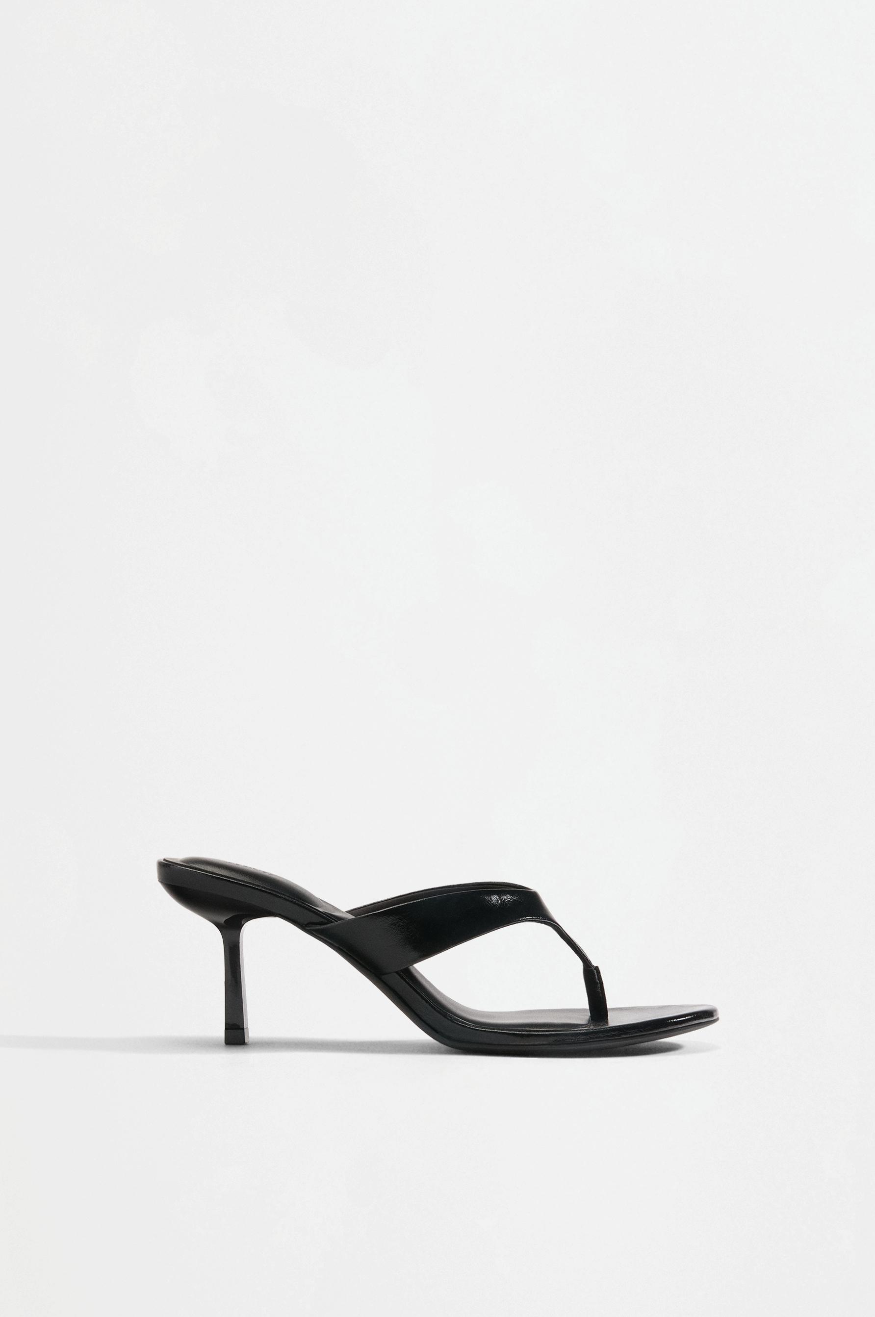 Thong heeled sandals — BLACK