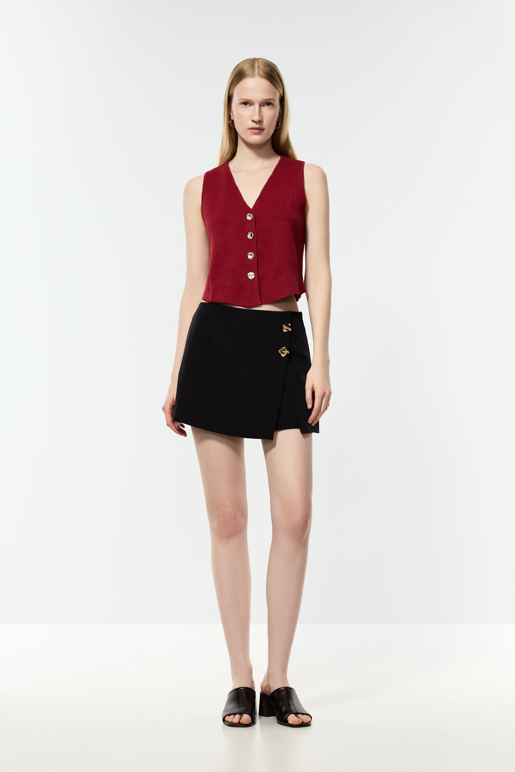 Skort with gold buttons — BLACK