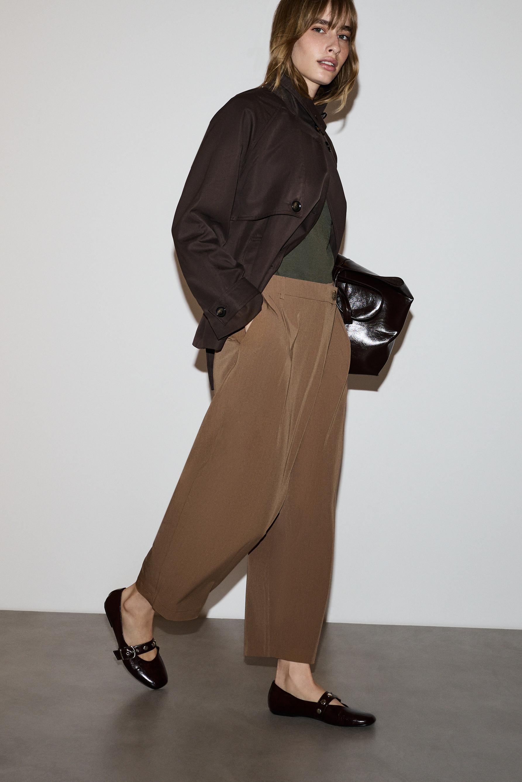 Asymmetrical waist barrel trousers — DARK CAMEL