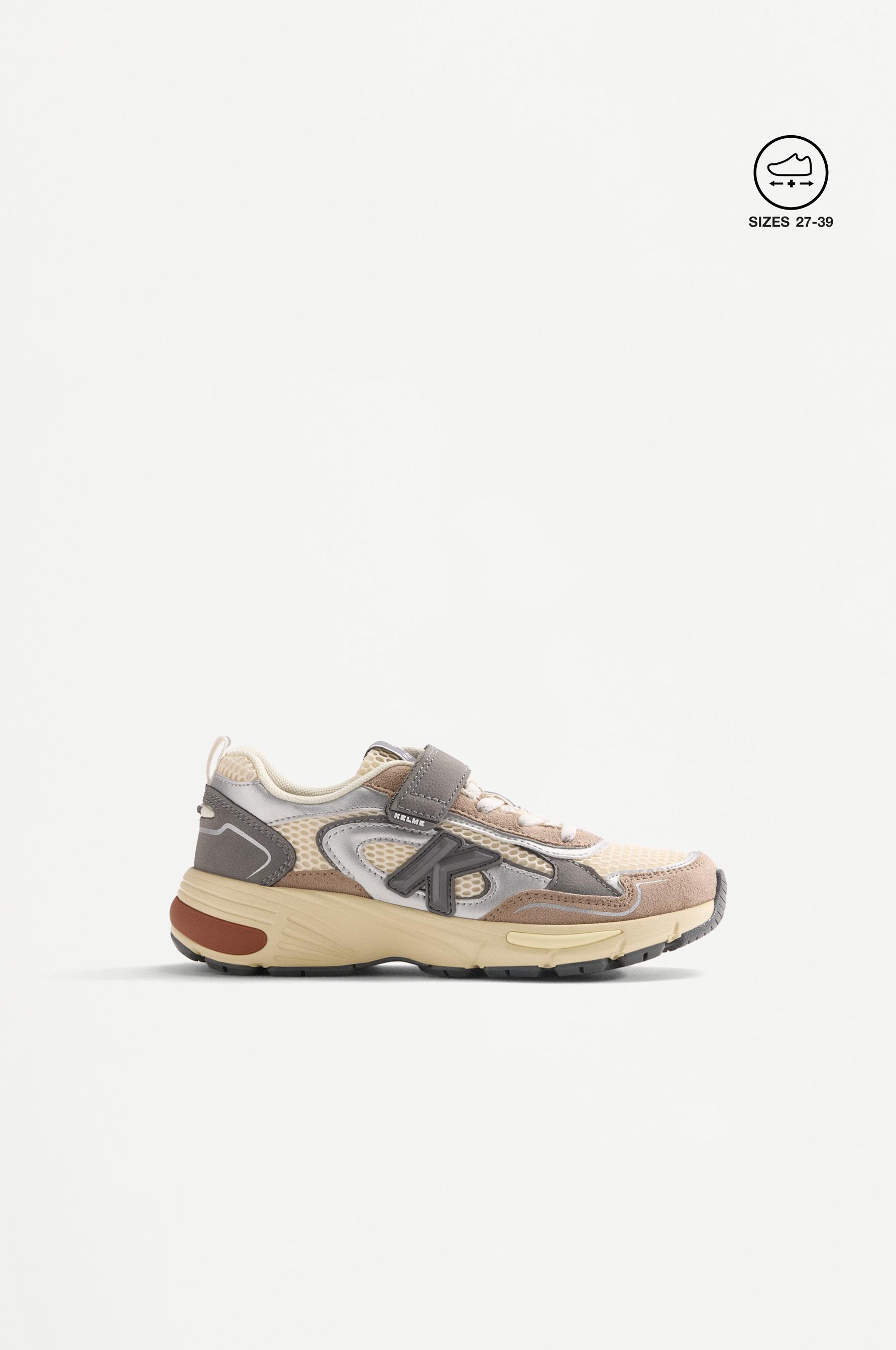 Kelme sports shoes — BROWN