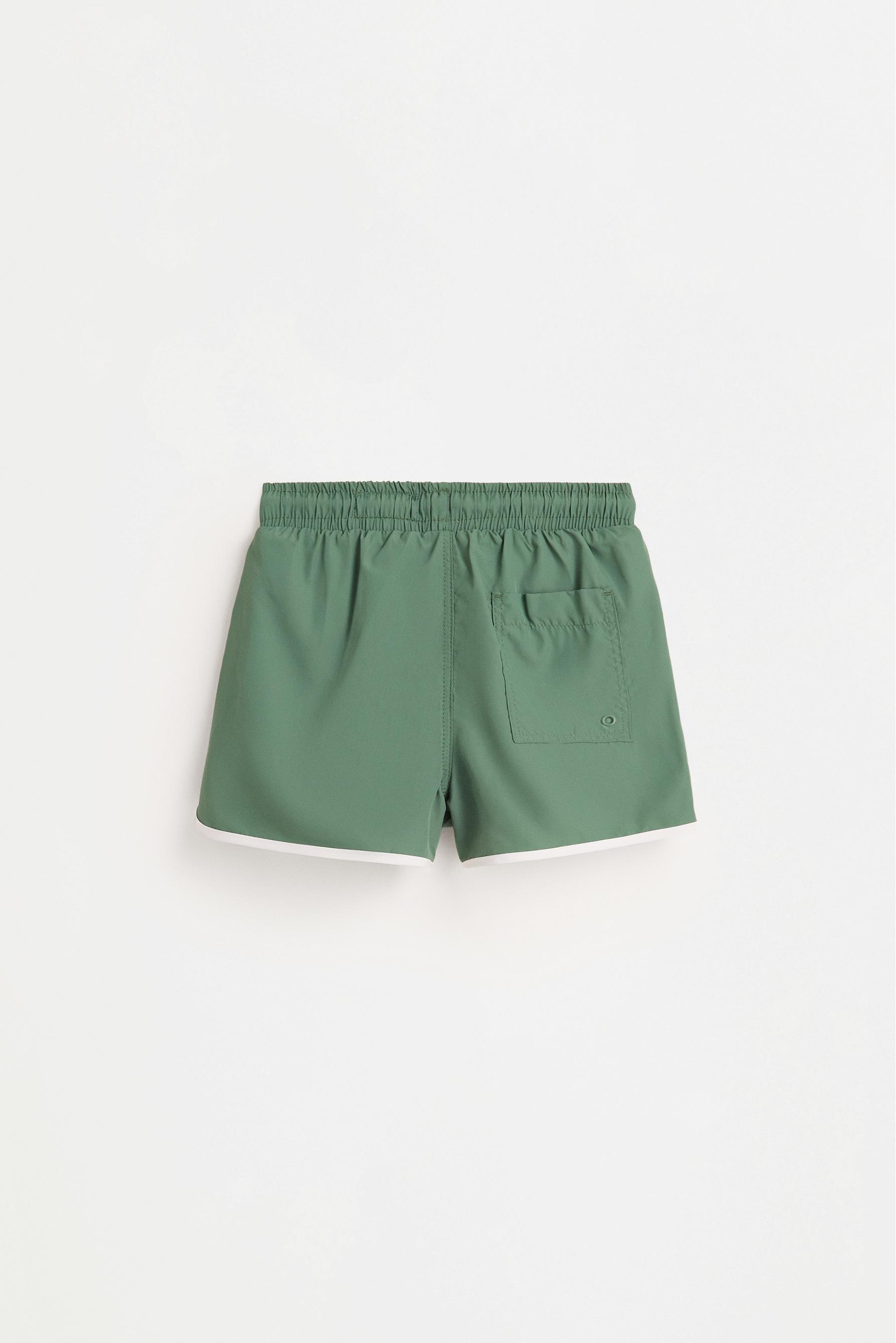 Contrast-line swim shorts — MEDIUM GREEN