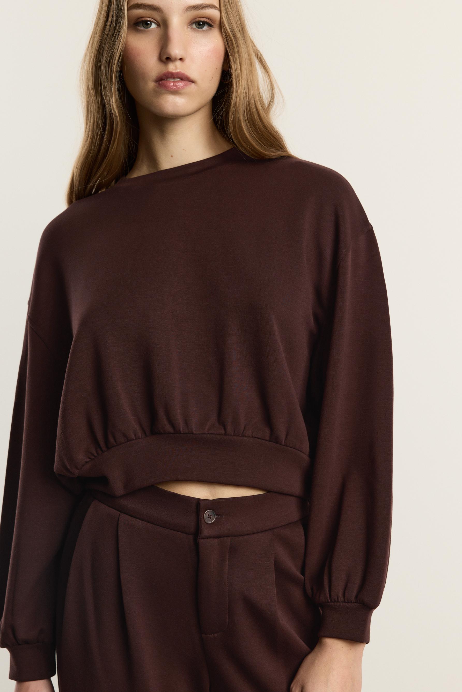 Sudadera cropped fluida