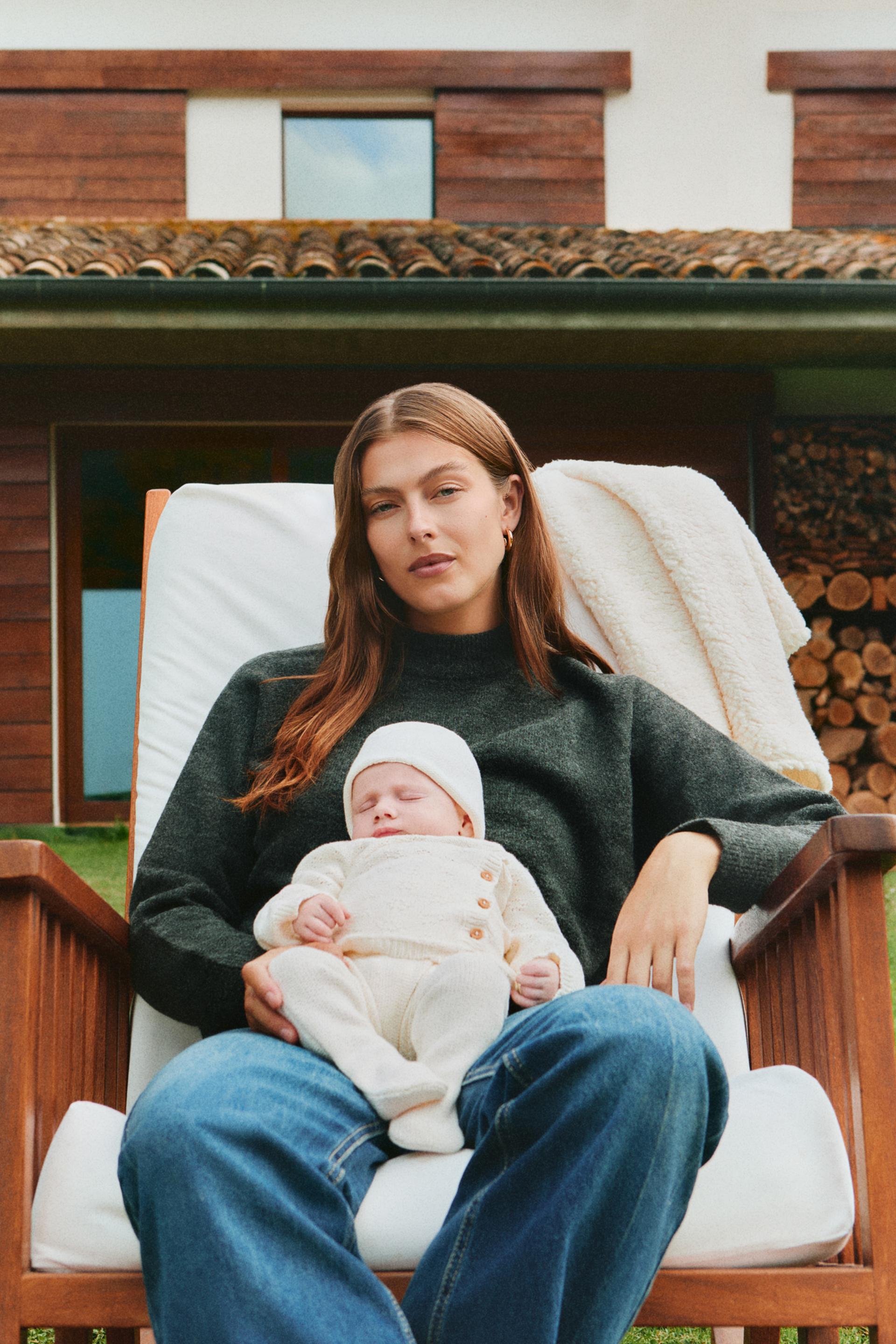 Conjunto de jersey, polaina y gorrito