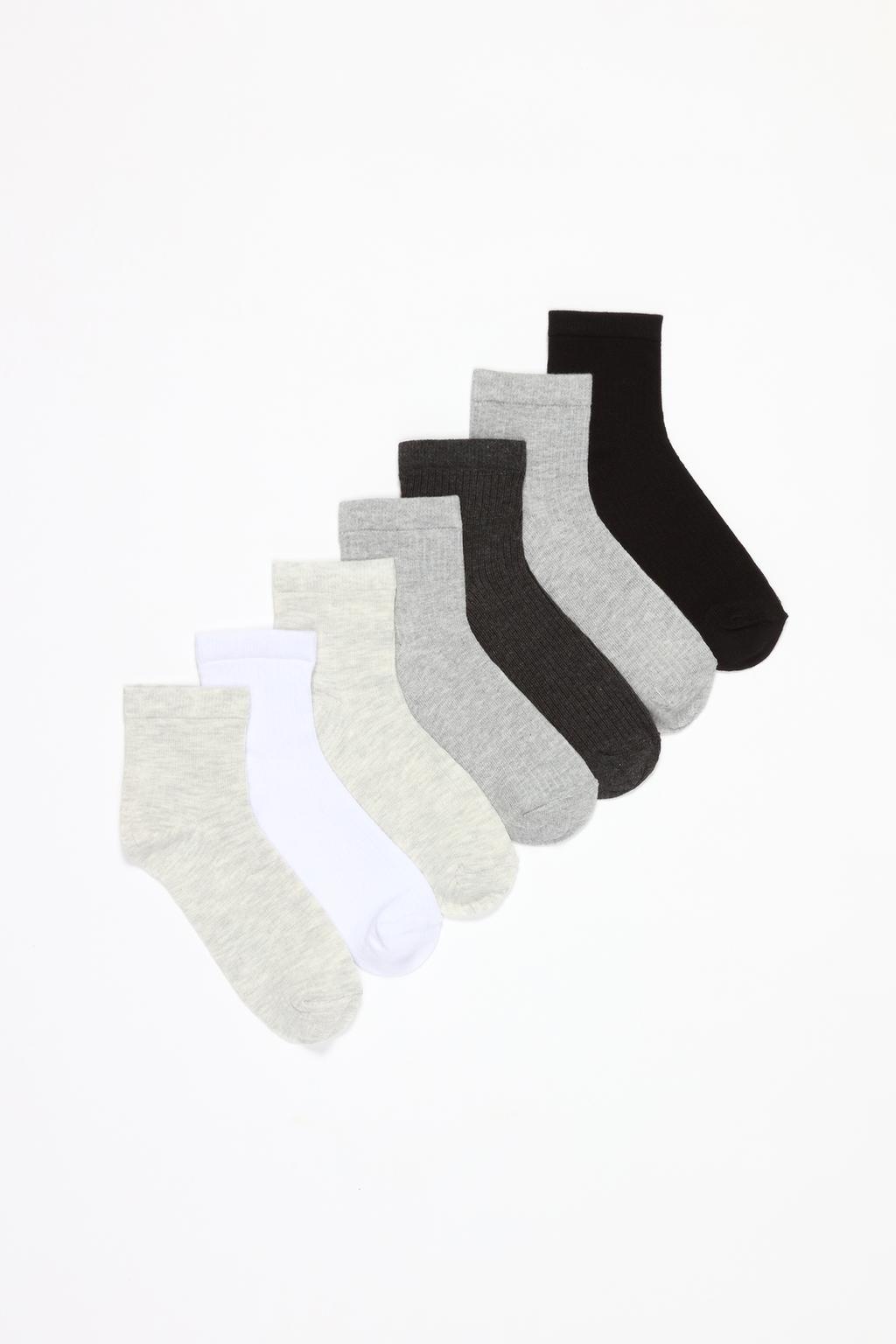 Pack of 7 pairs of short socks