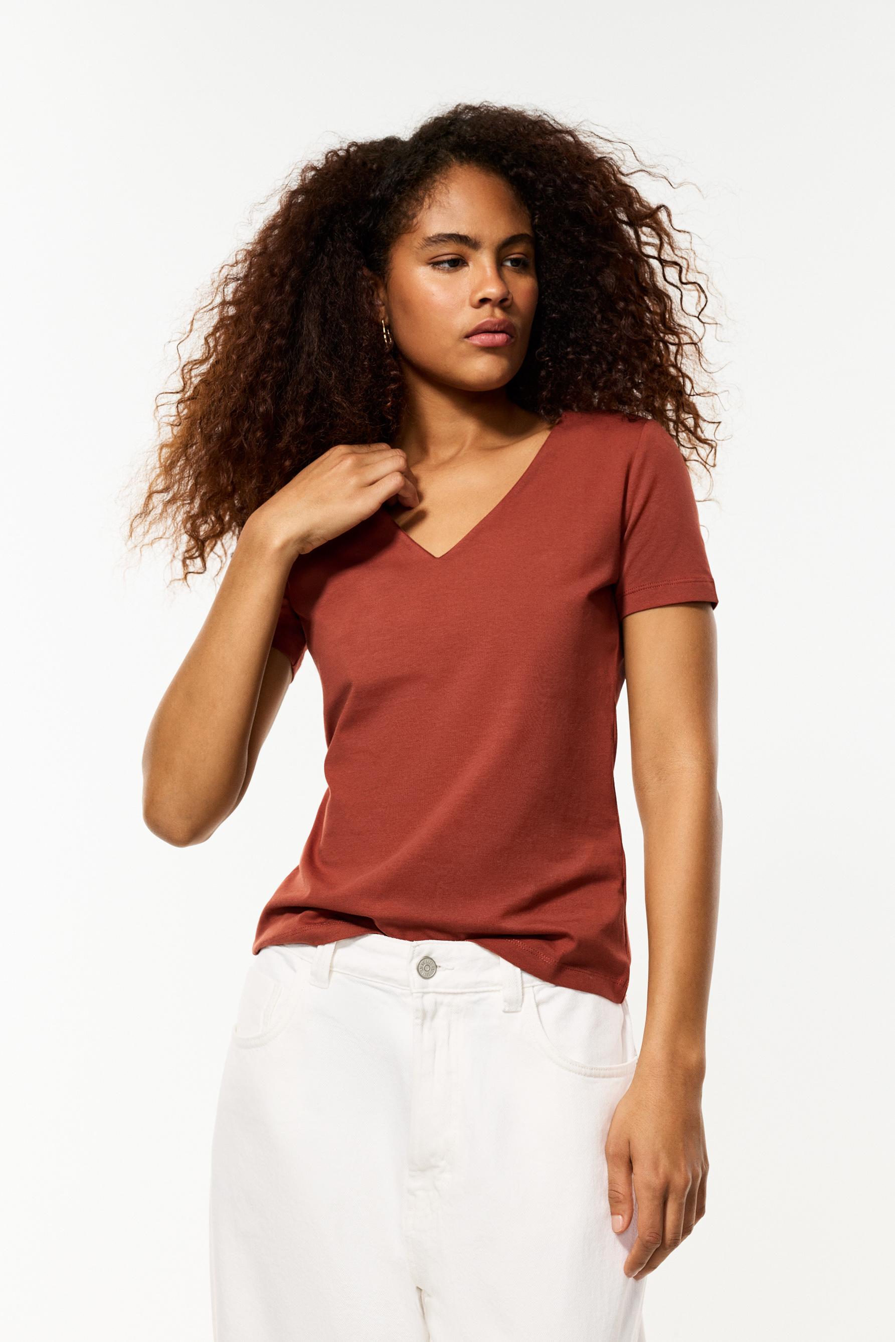 Camiseta cuello pico