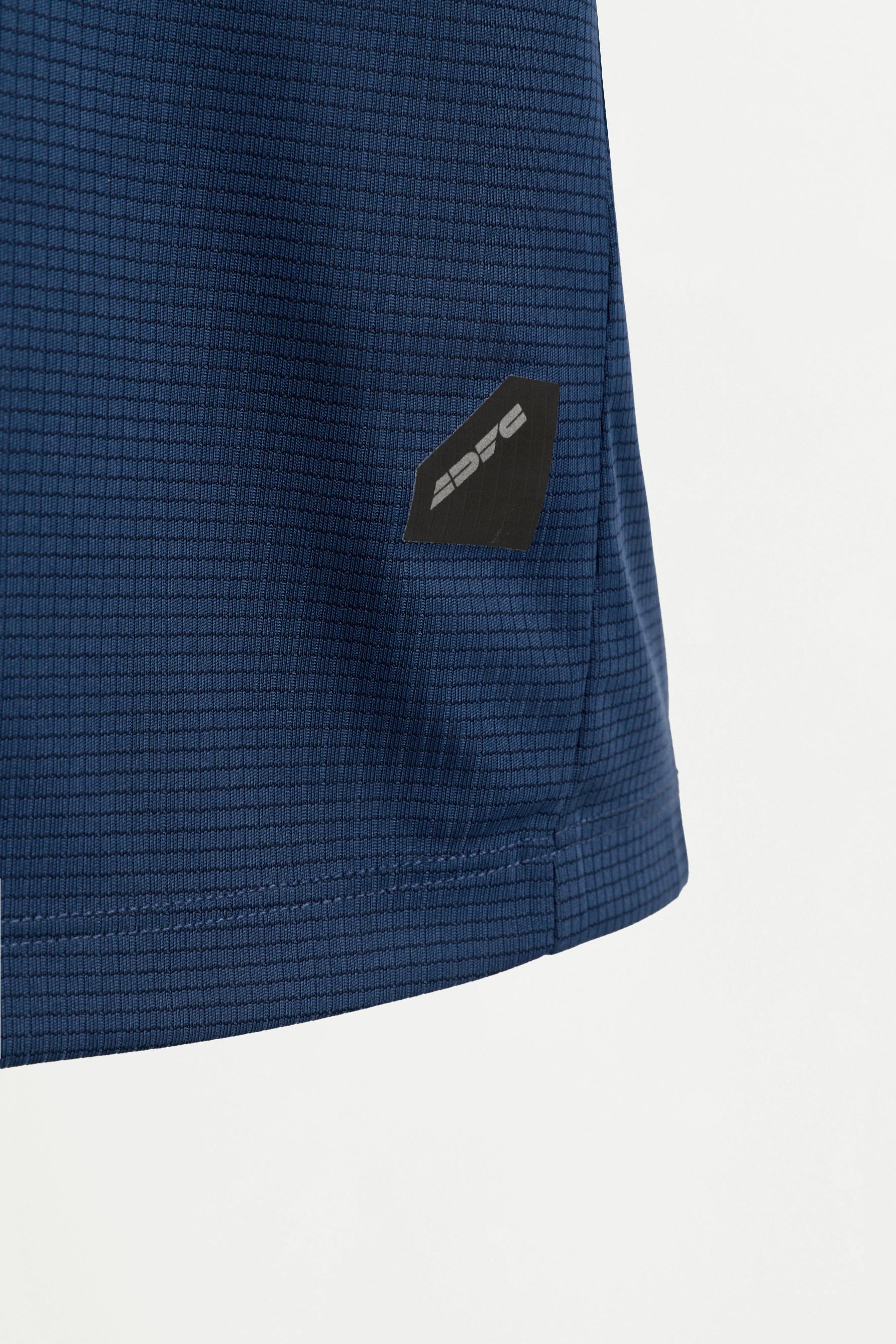Sleeveless sports T-shirt — BLUE