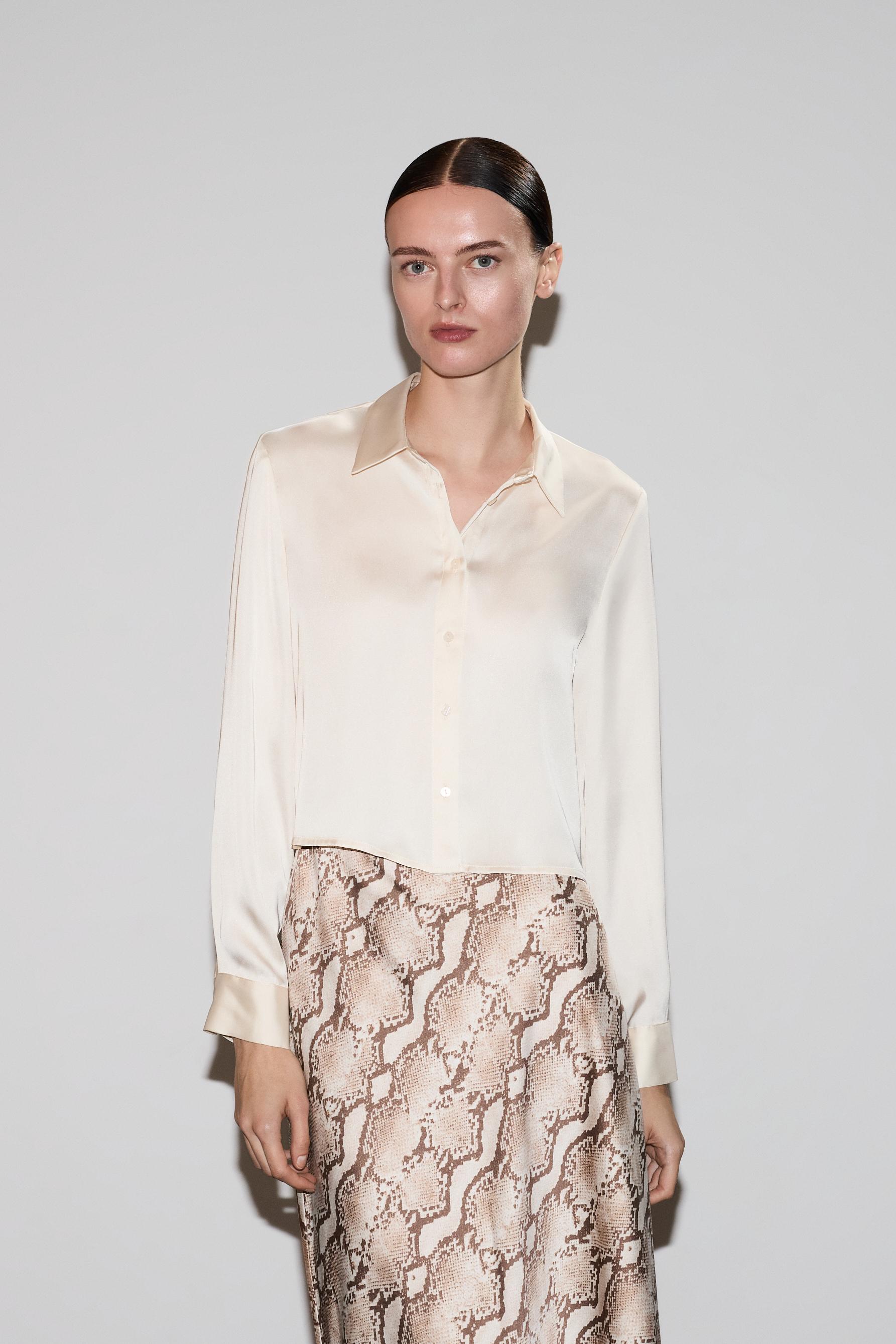 Camisa satinada cropped