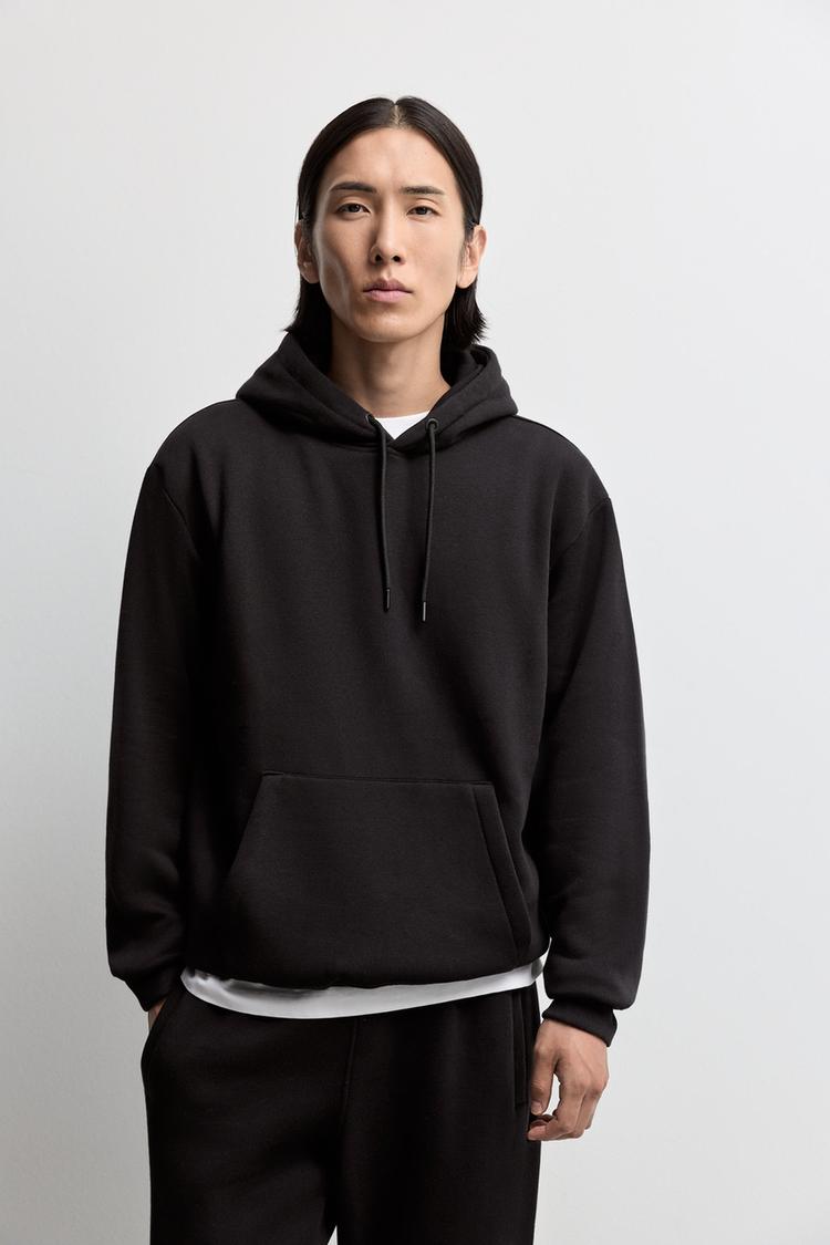 Basic hoodie — BLACK