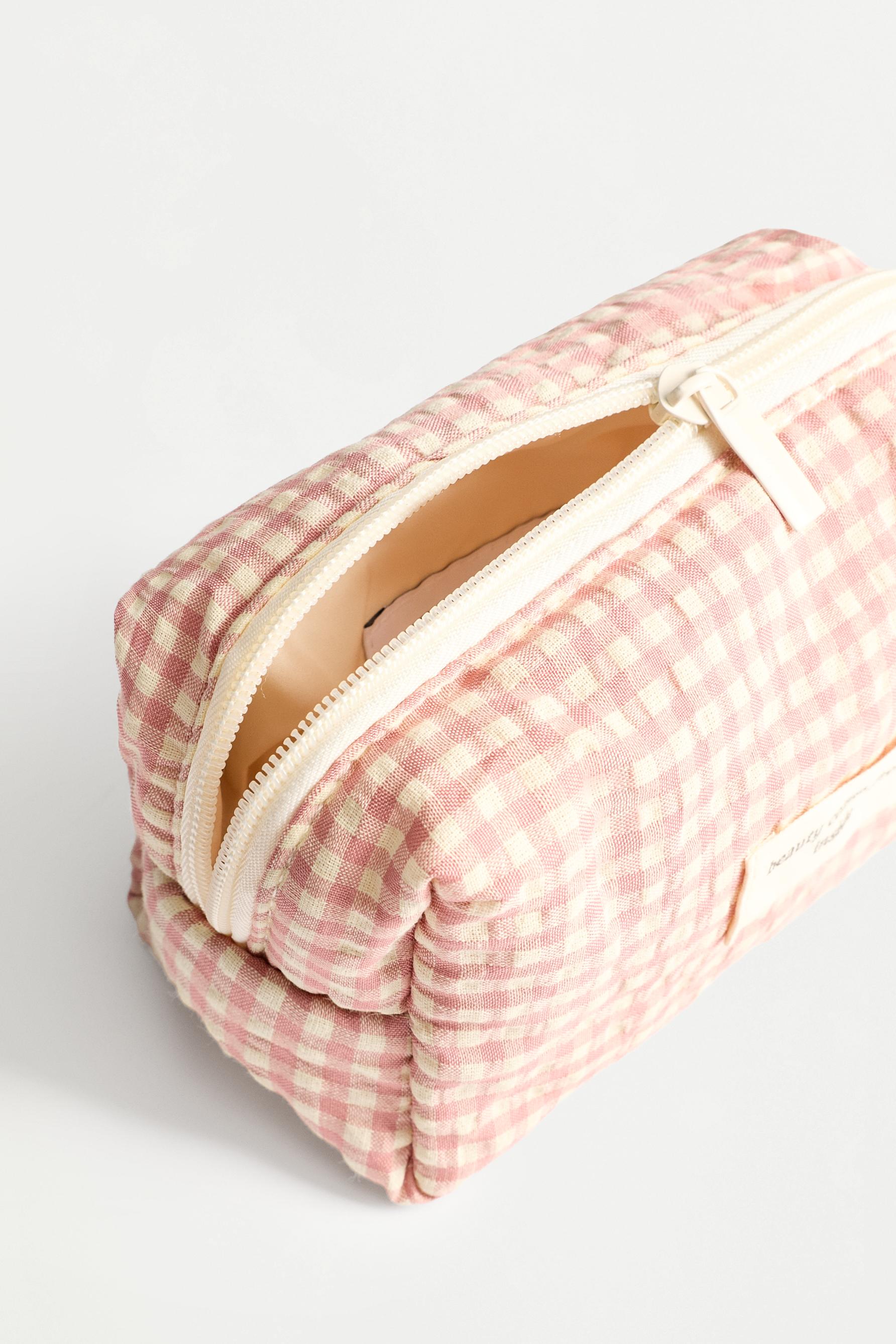 Small gingham print toiletry bag — CHALK PINK