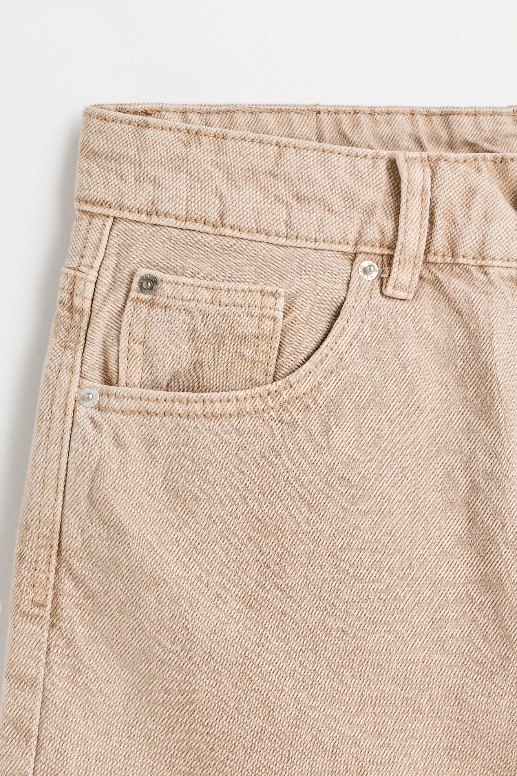 Slim fit wide-leg denim Bermuda shorts — STRAW BROWN