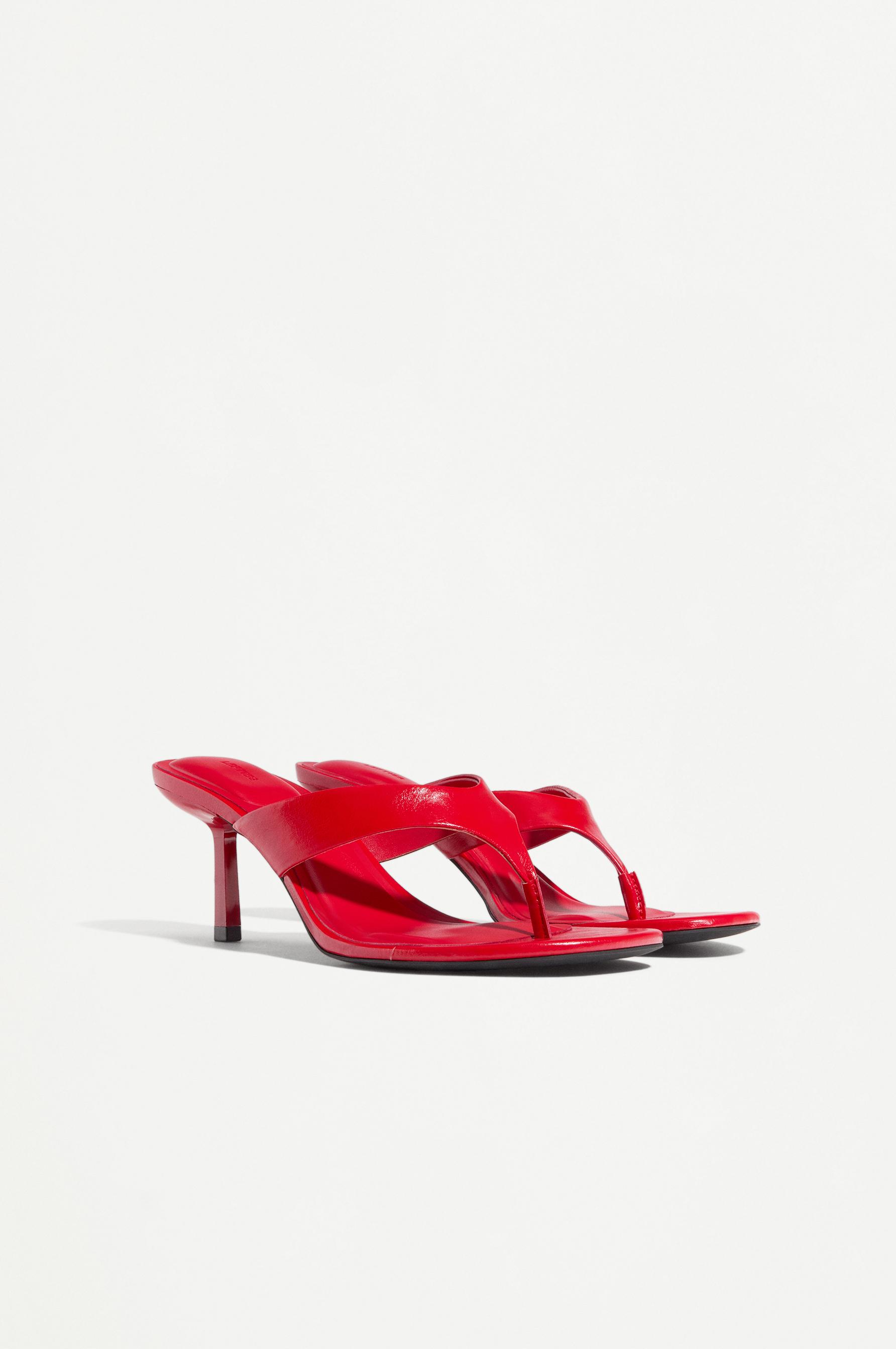 Thong heeled sandals — RED