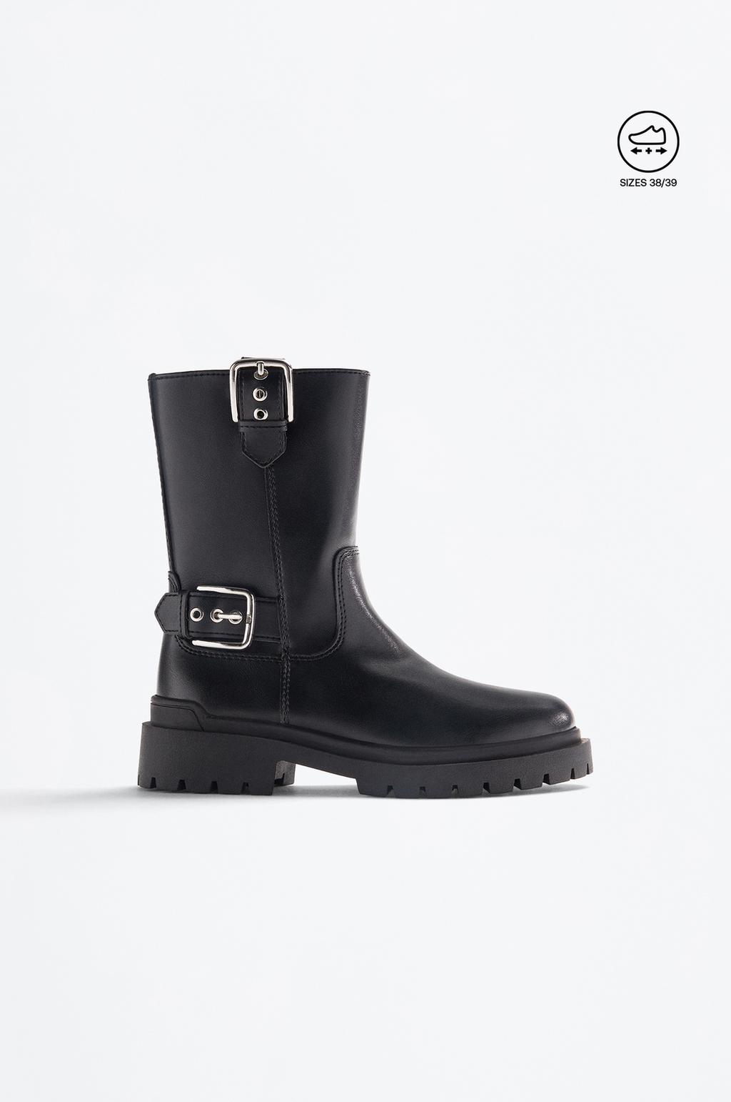 Buckle boots