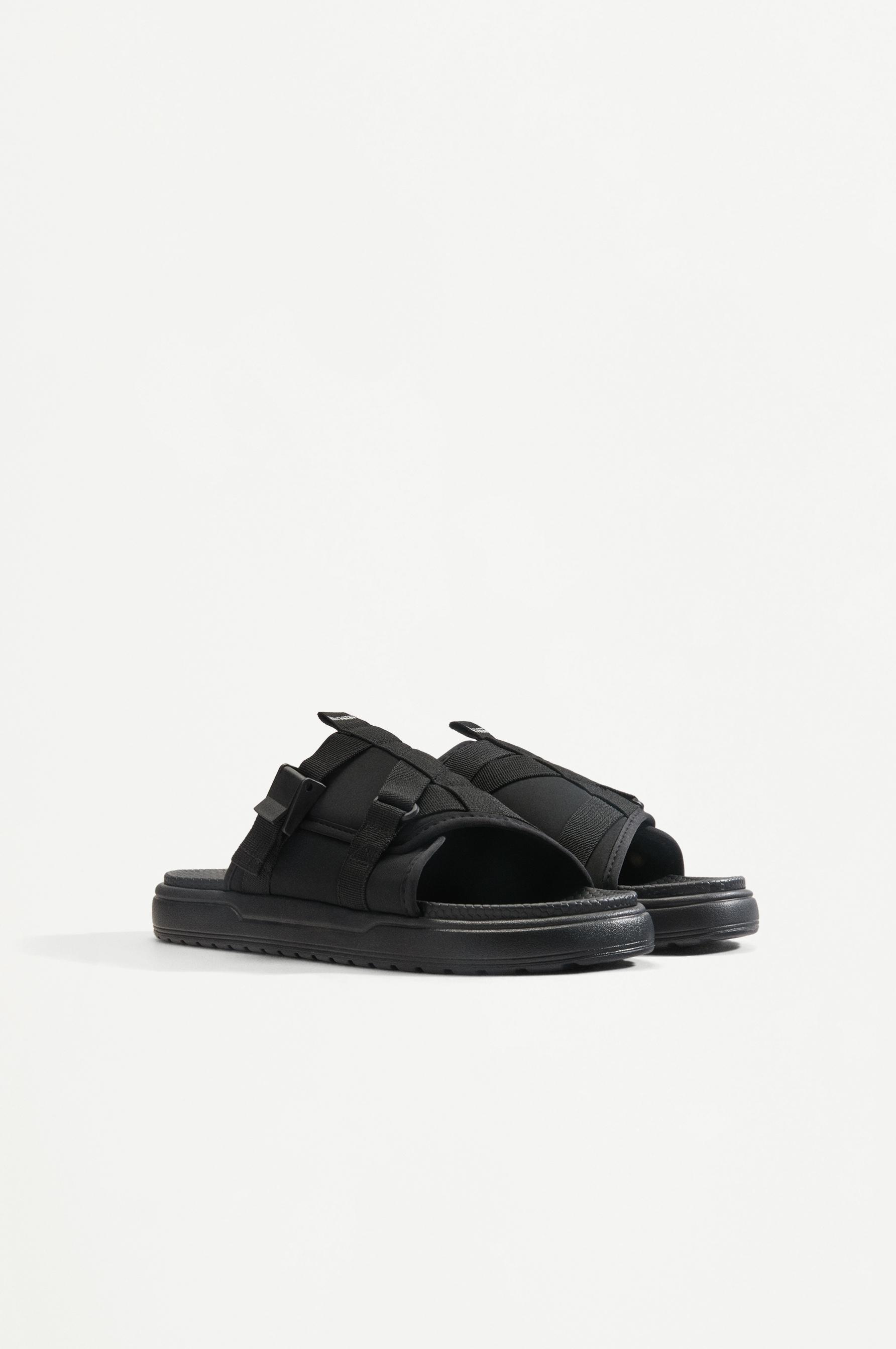 Men's technical pool sandals — BLACK
