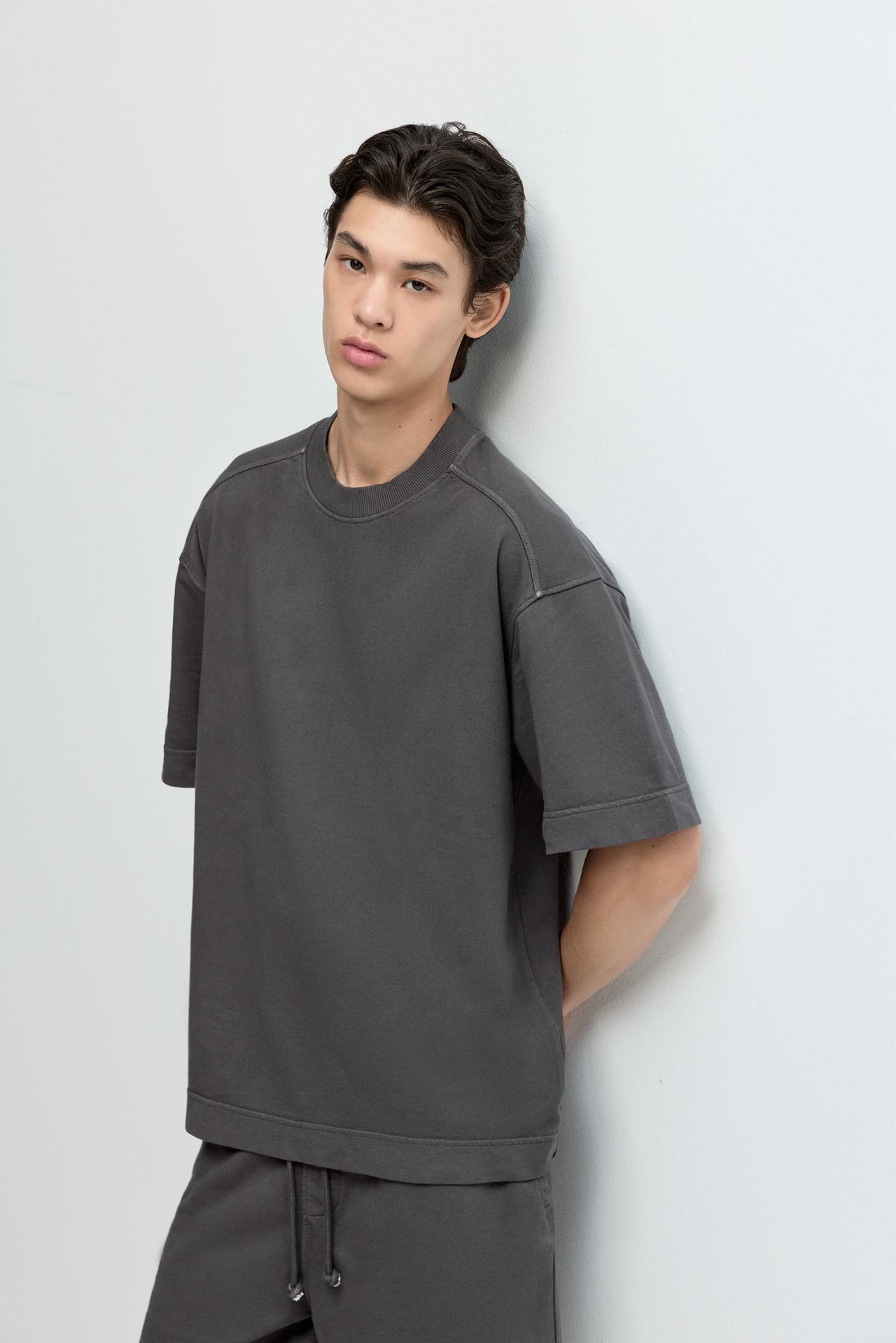 Faded-effect short sleeve sweatshirt — BLACK
