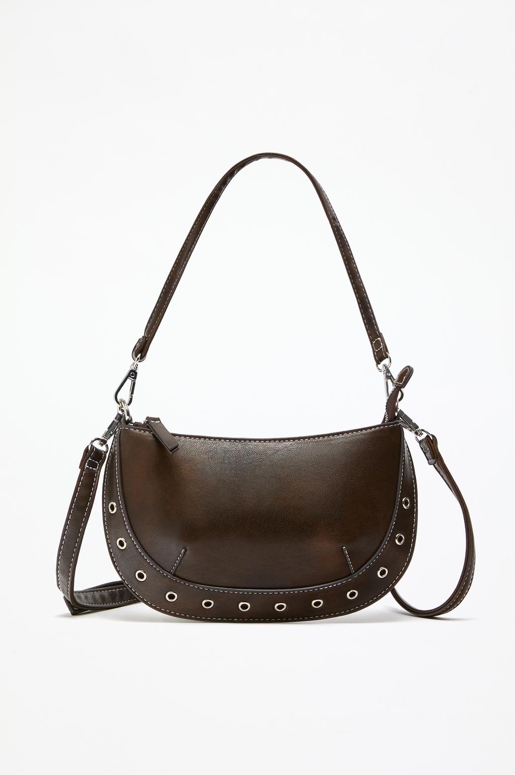 Bolso media luna tachas