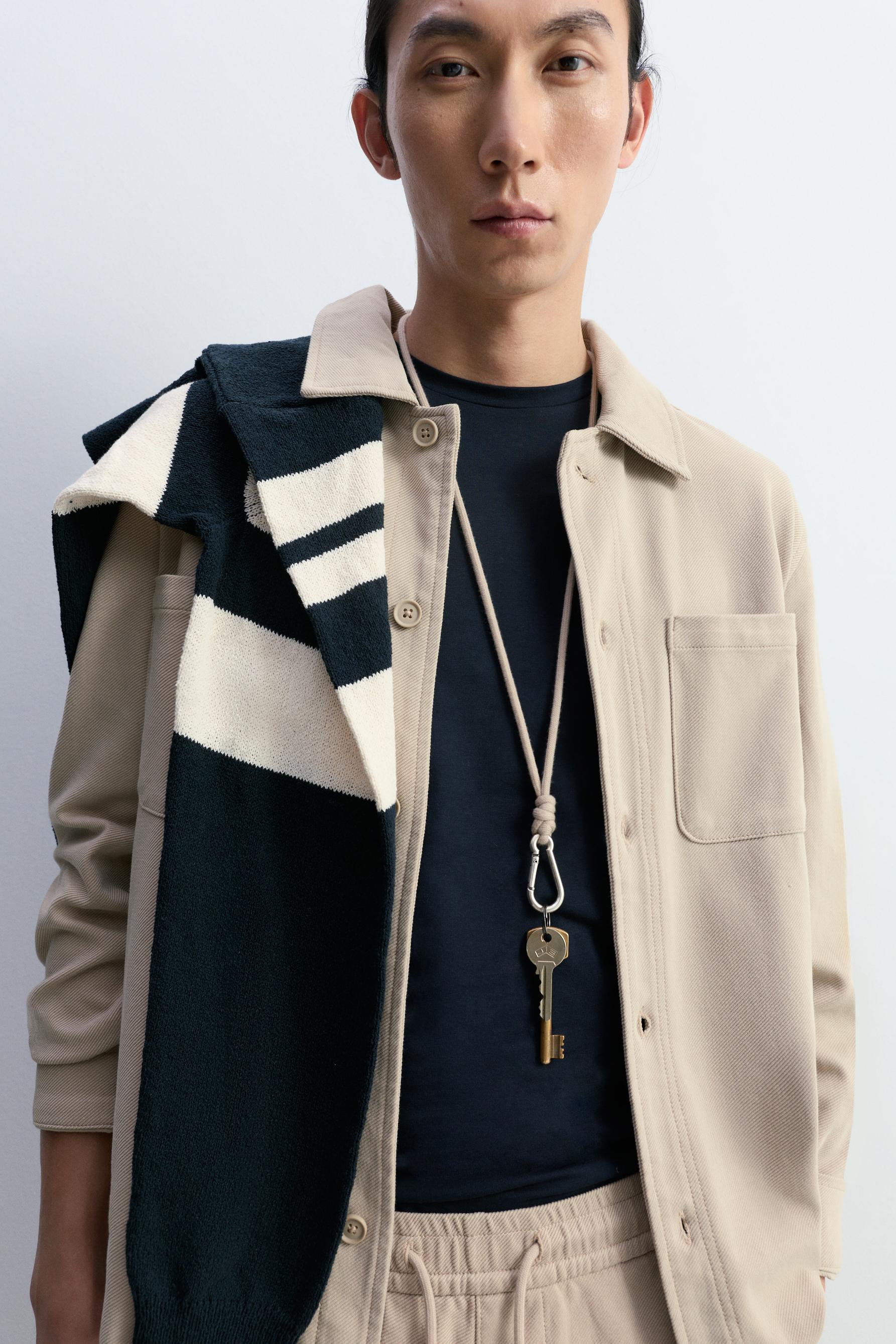 Textured pocket overshirt — ECRU