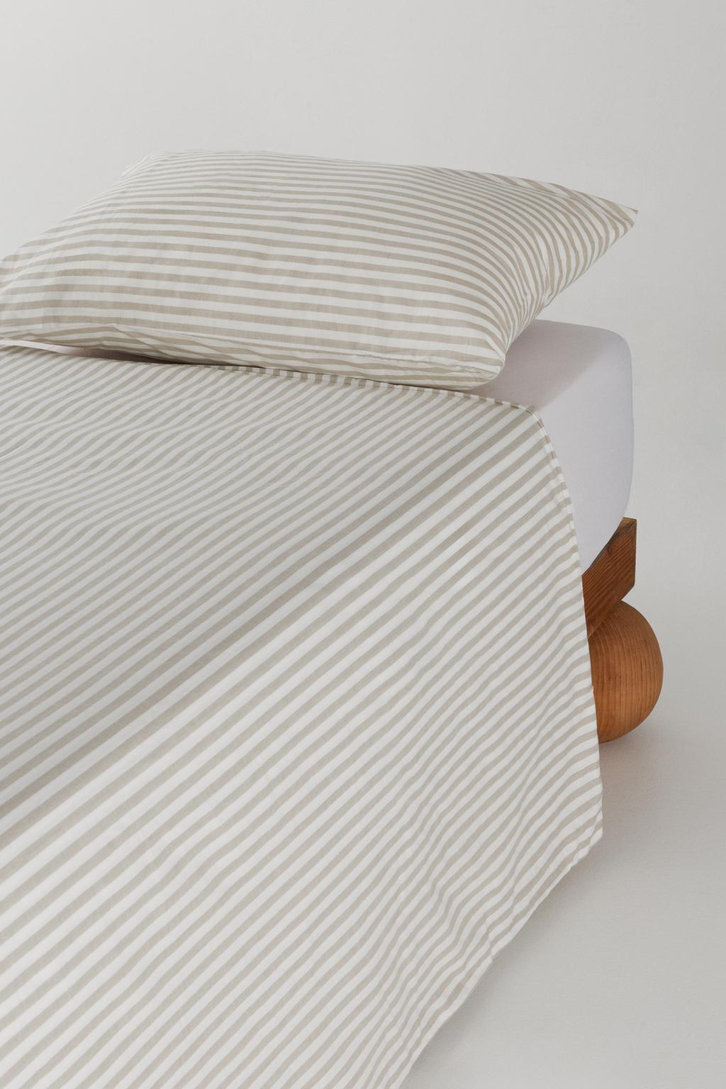 Striped duvet cover 150 x 220 cm – Lefties – صورة المنتج