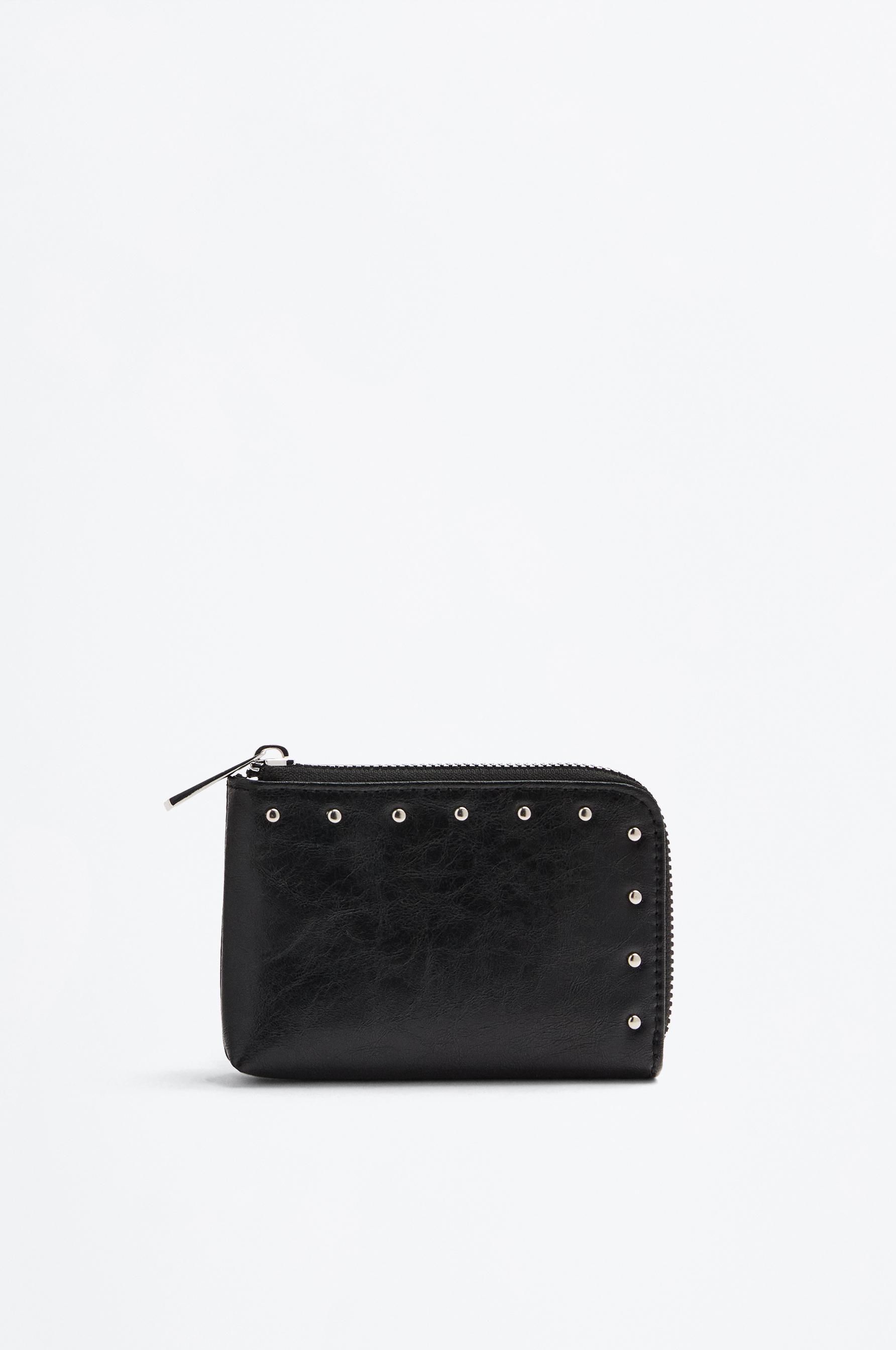 Studded textured wallet — BLACK