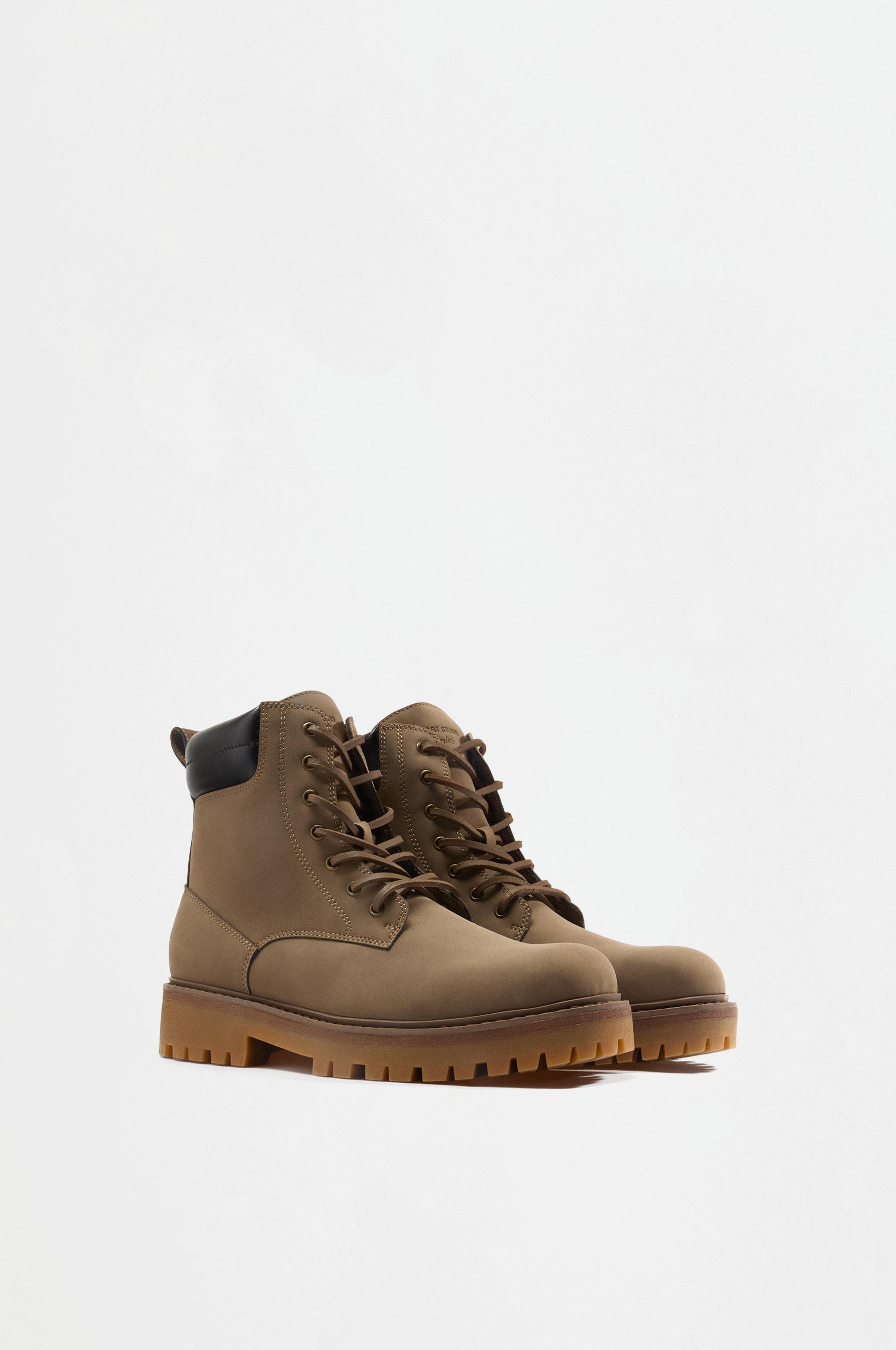 Trekking boots — BROWN