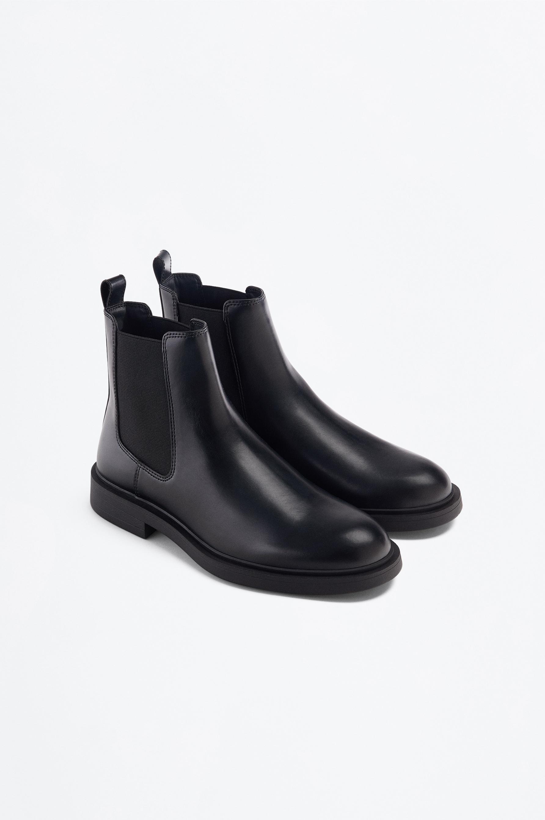 Chelsea boots — BLACK