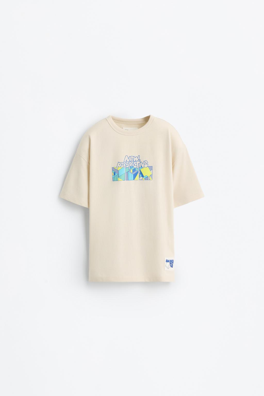 T-shirt with rubberised slogan