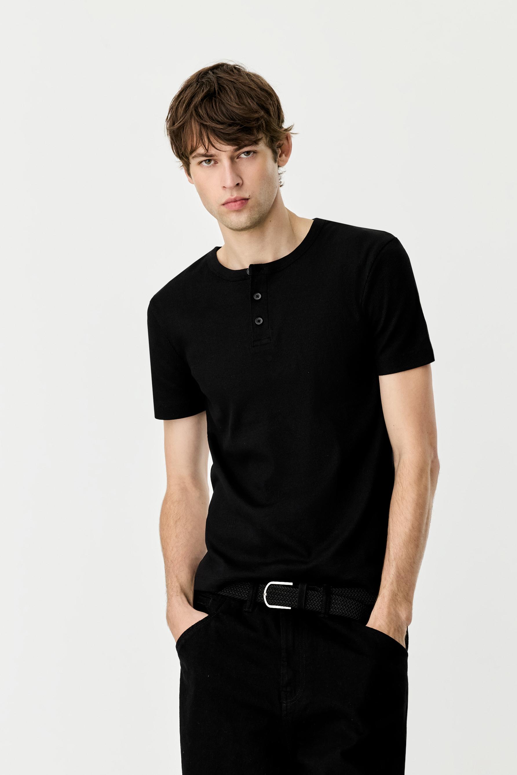 Henley T-shirt — BLACK