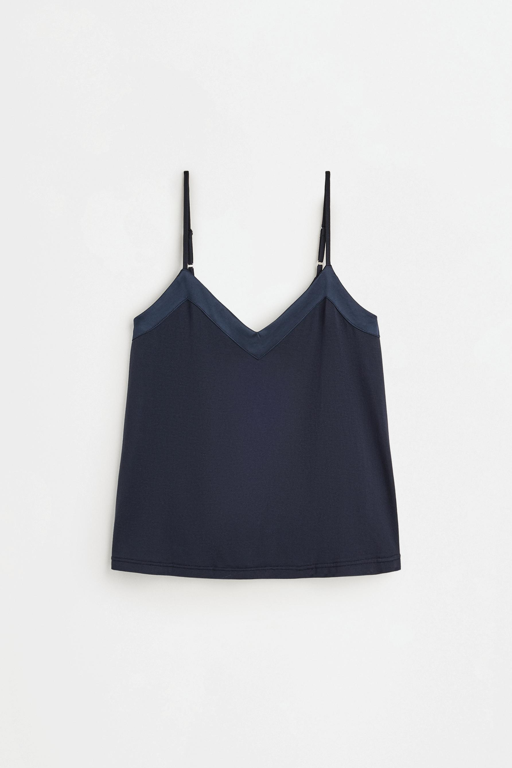 Flowing pyjamas — NAVY