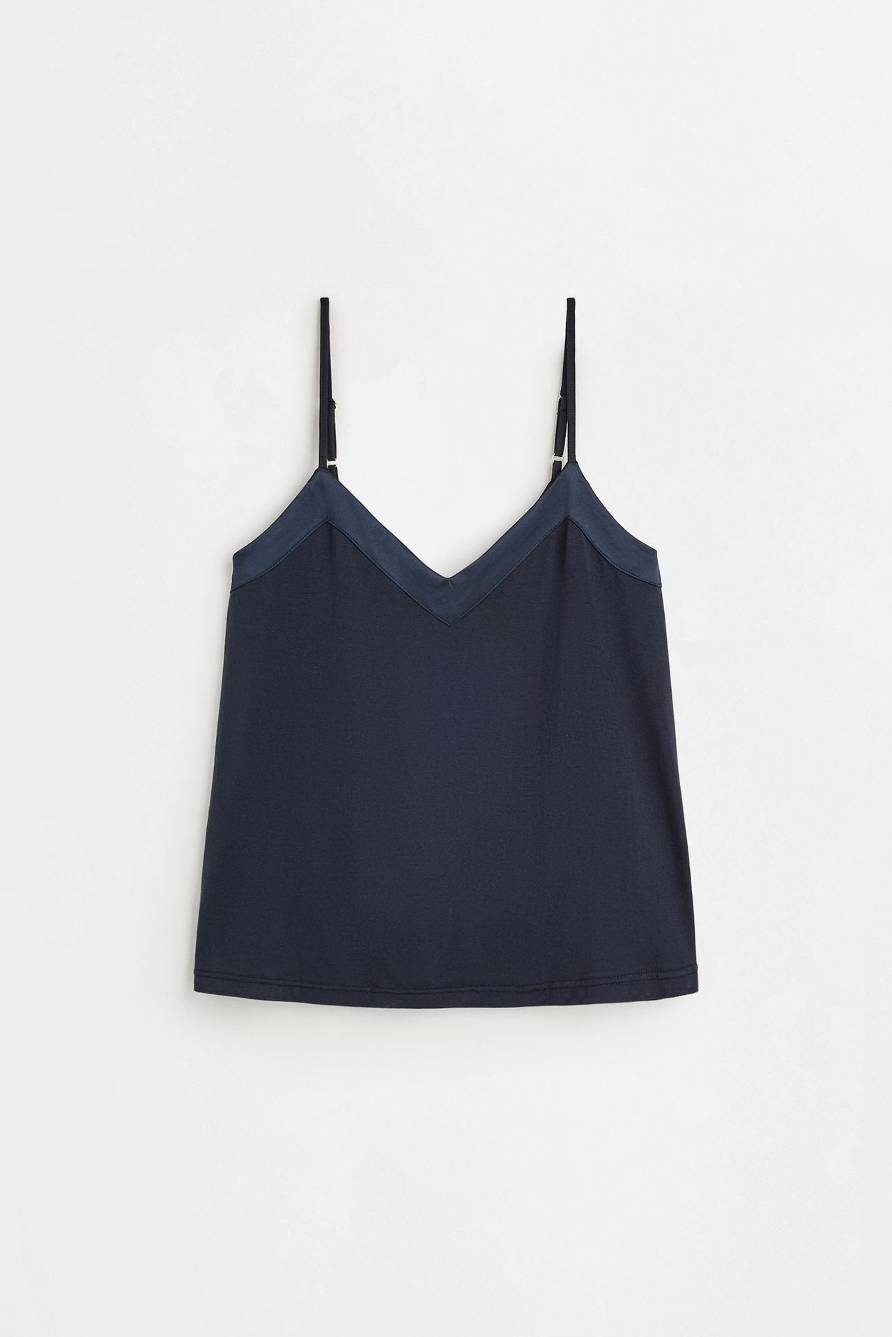 Flowing pyjamas — NAVY