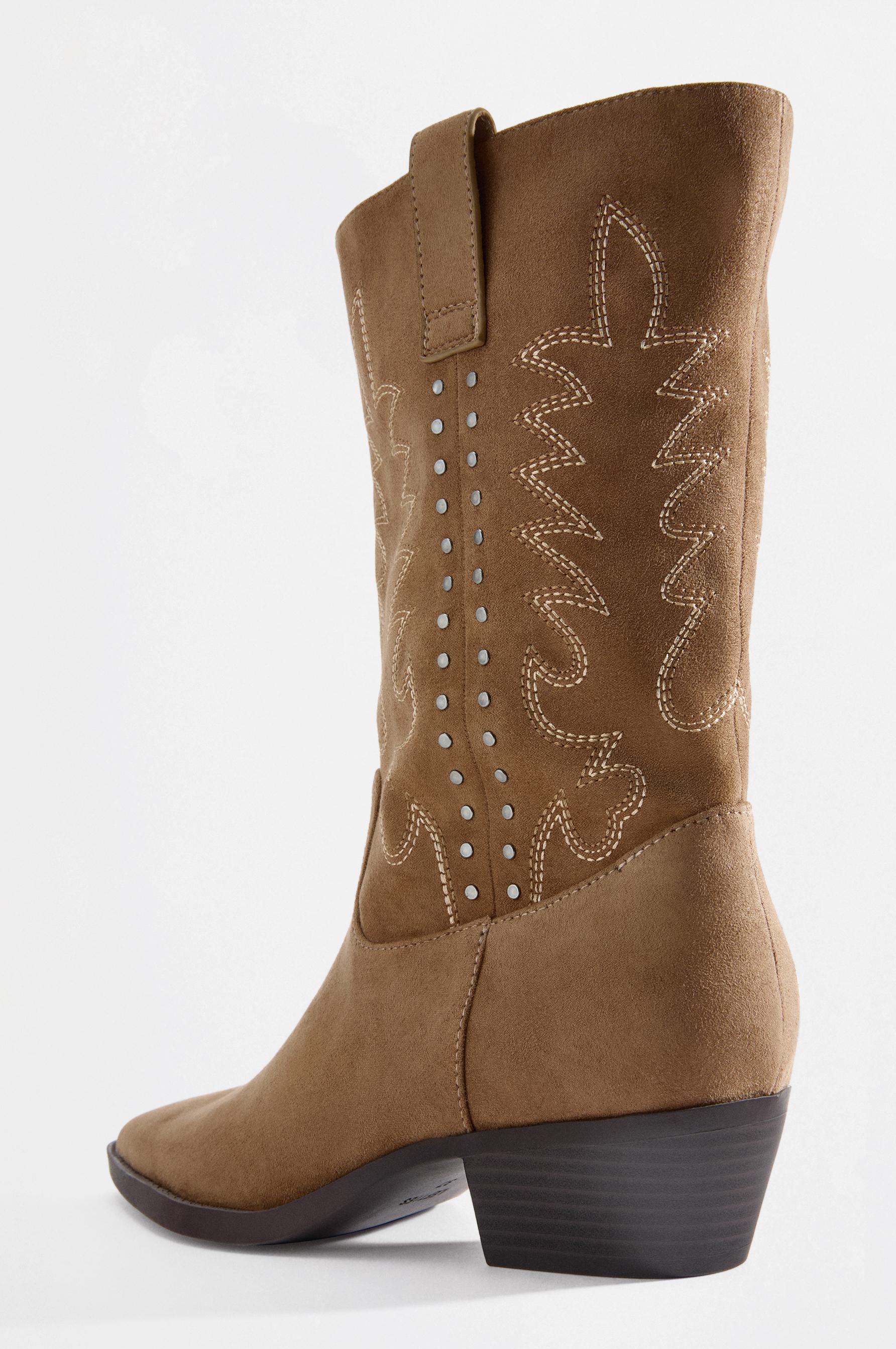 Side stud boots — LEATHER