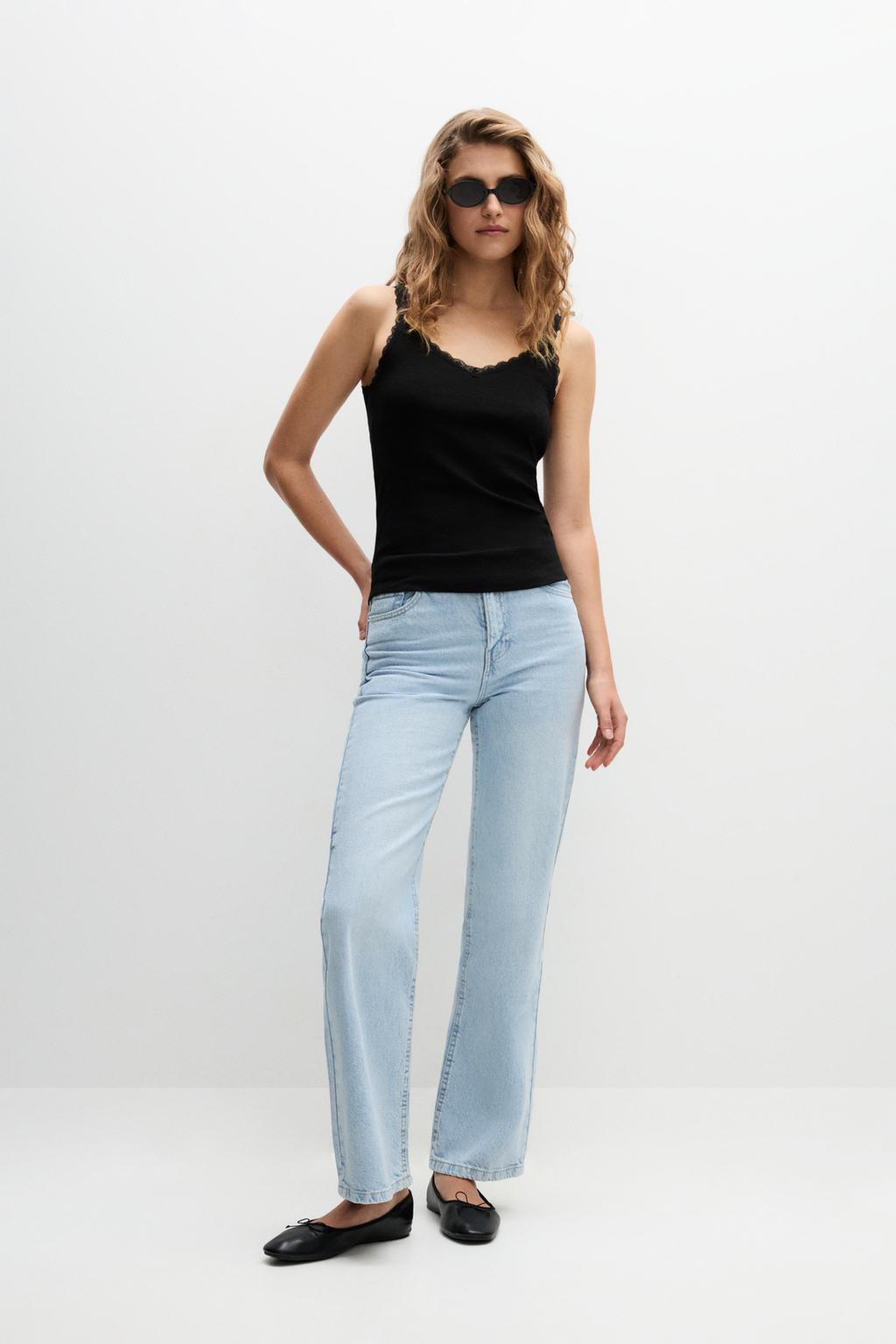 Strappy ribbed top with lace trim