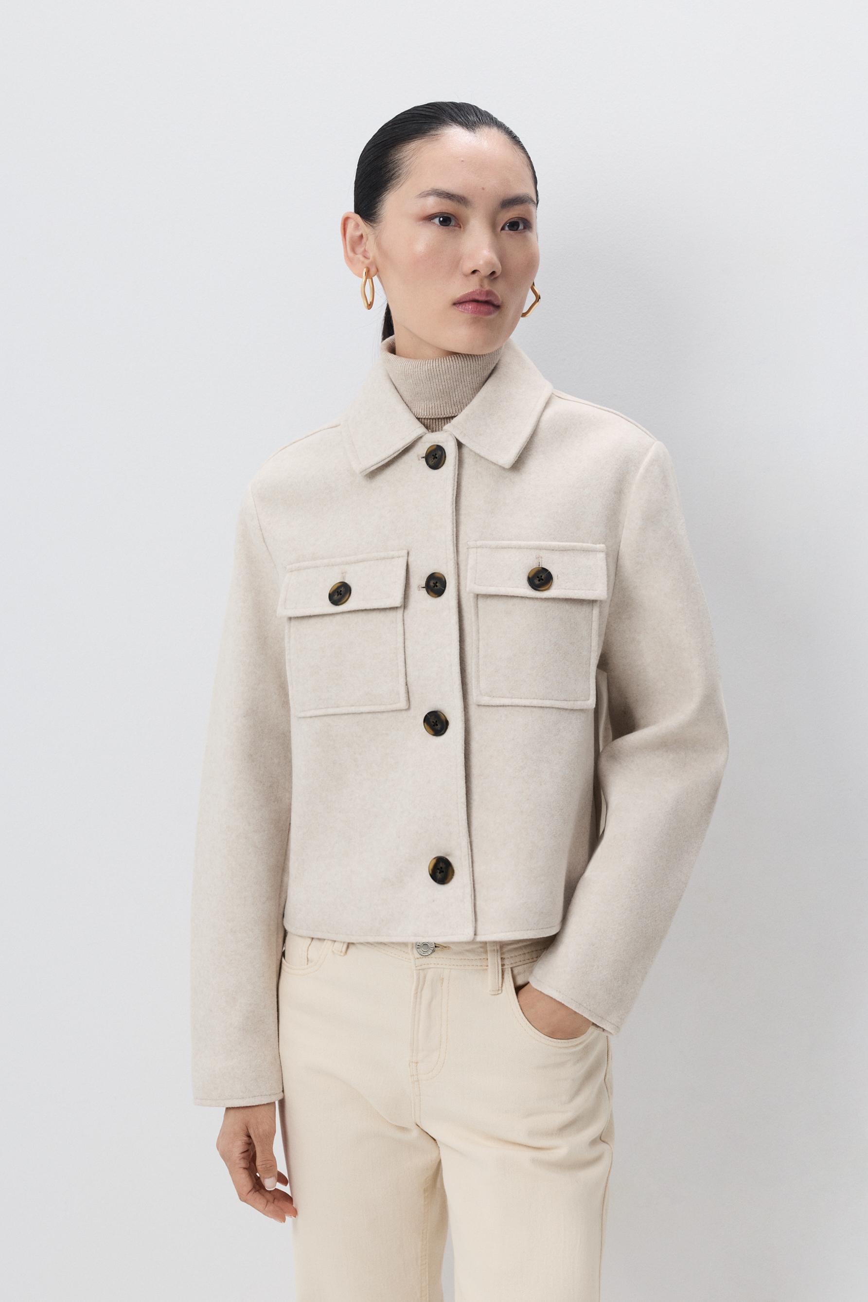 Cazadora paño bolsillos