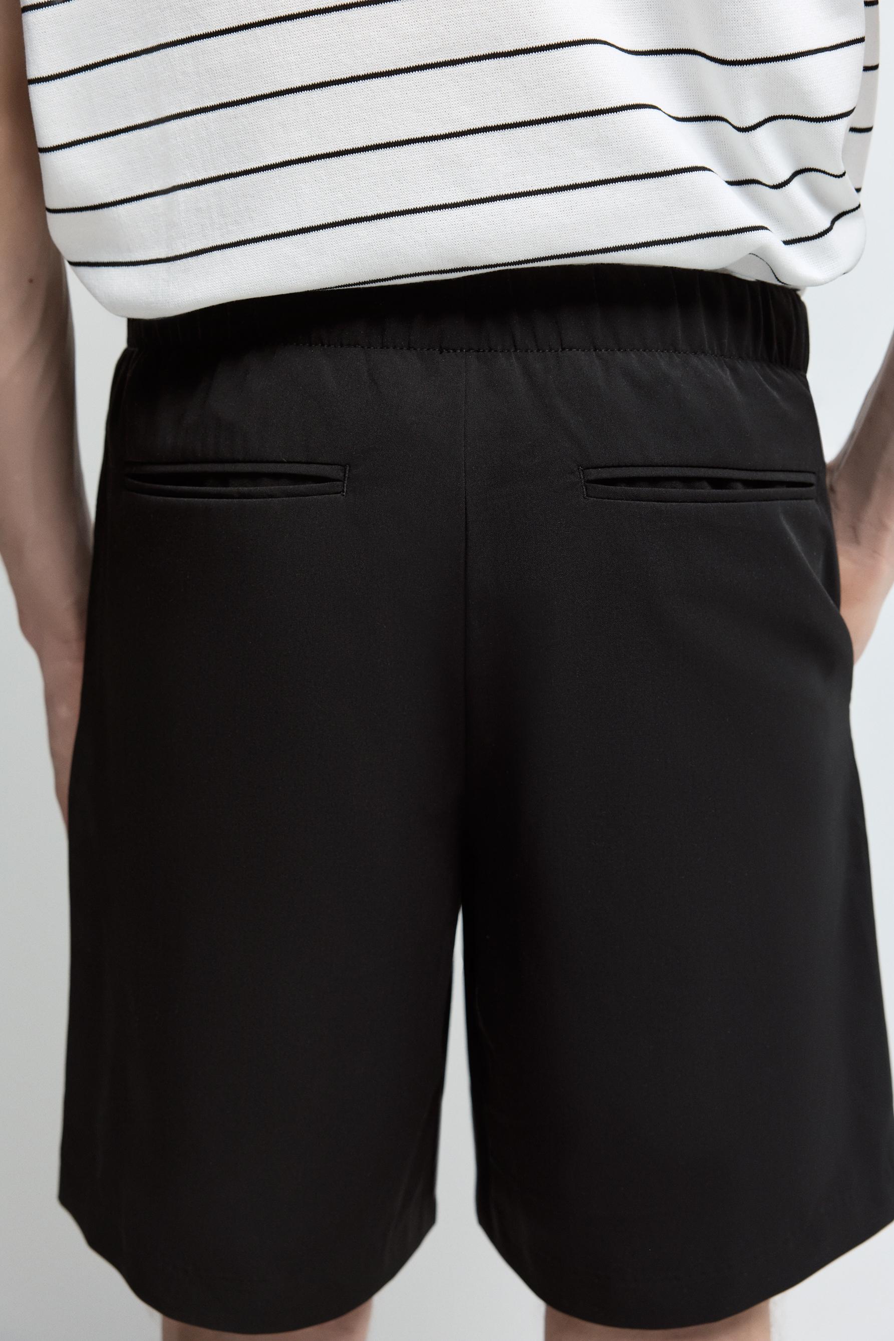 Pleated chino Bermuda shorts — NAVY BLUE