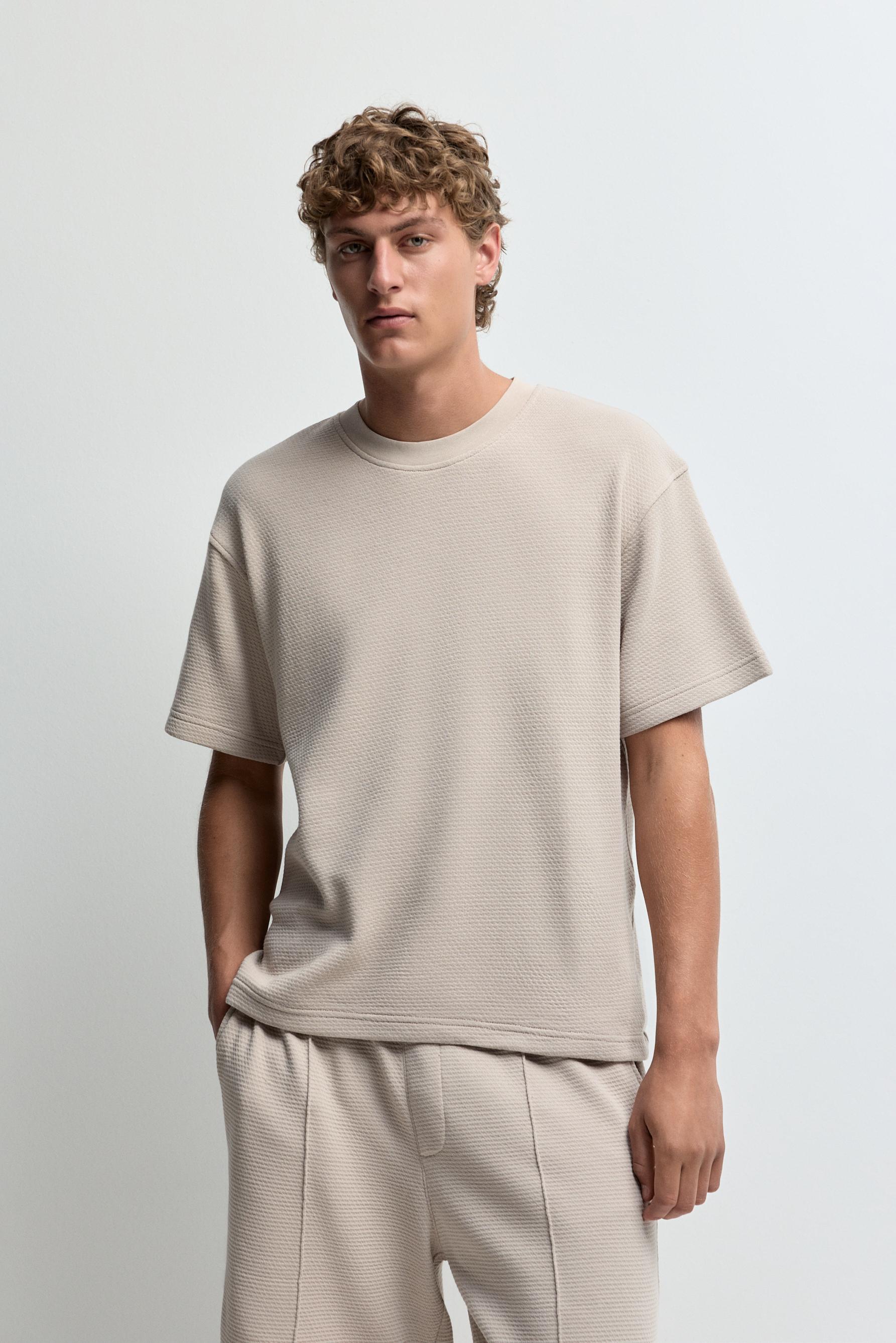 Waffle-knit textured T-shirt — PALE SAND