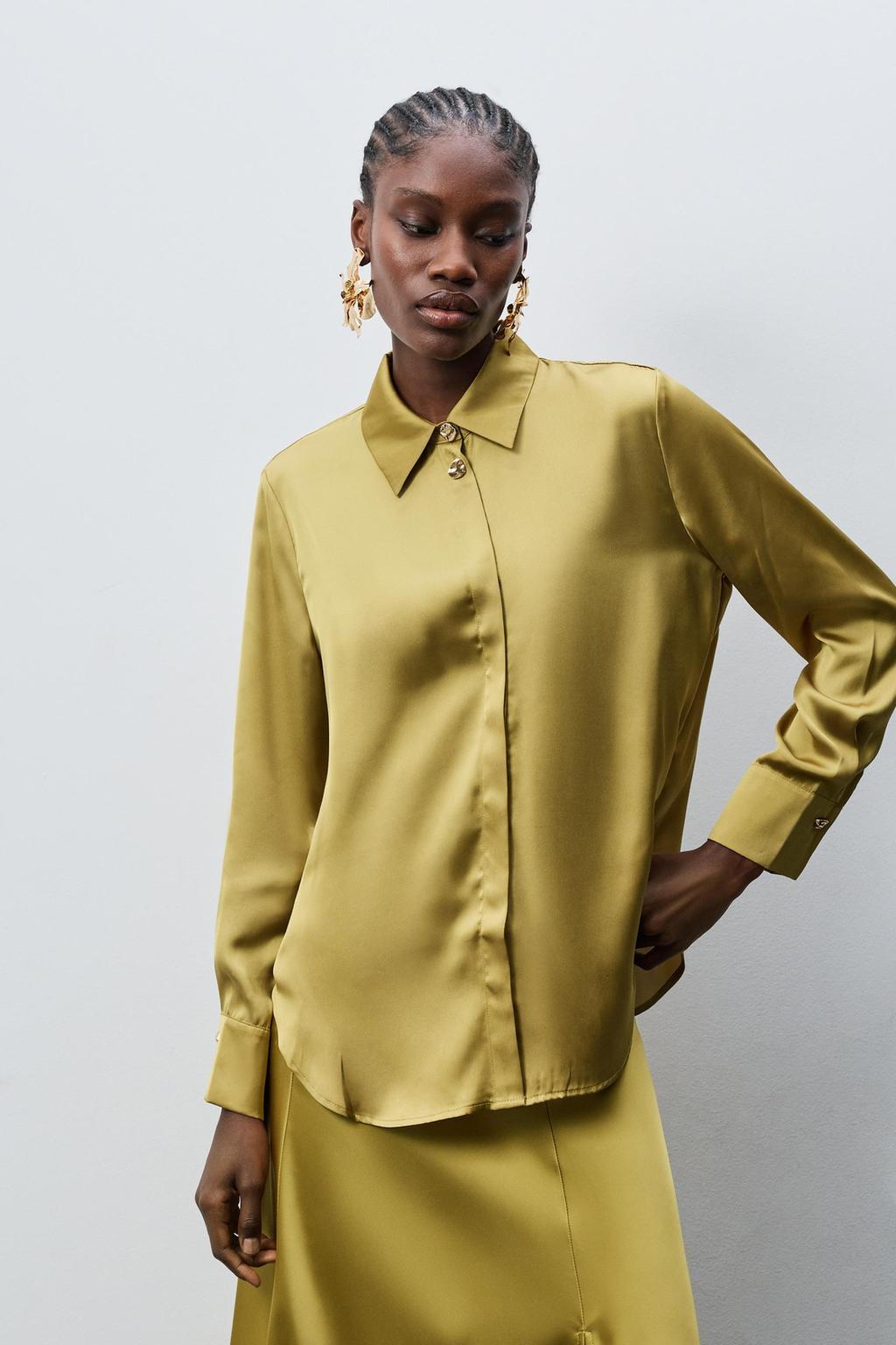 Camisa satinada joya