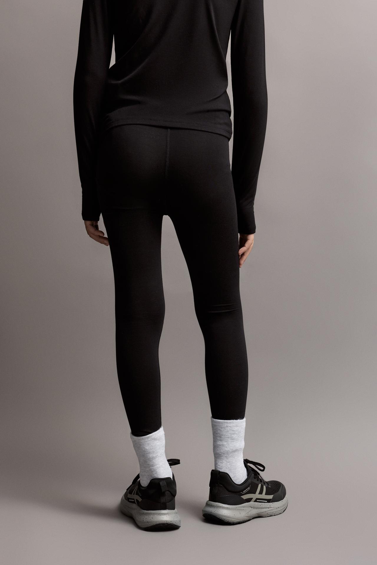LIGHTWEIGHT thermal comfort leggings — BLACK
