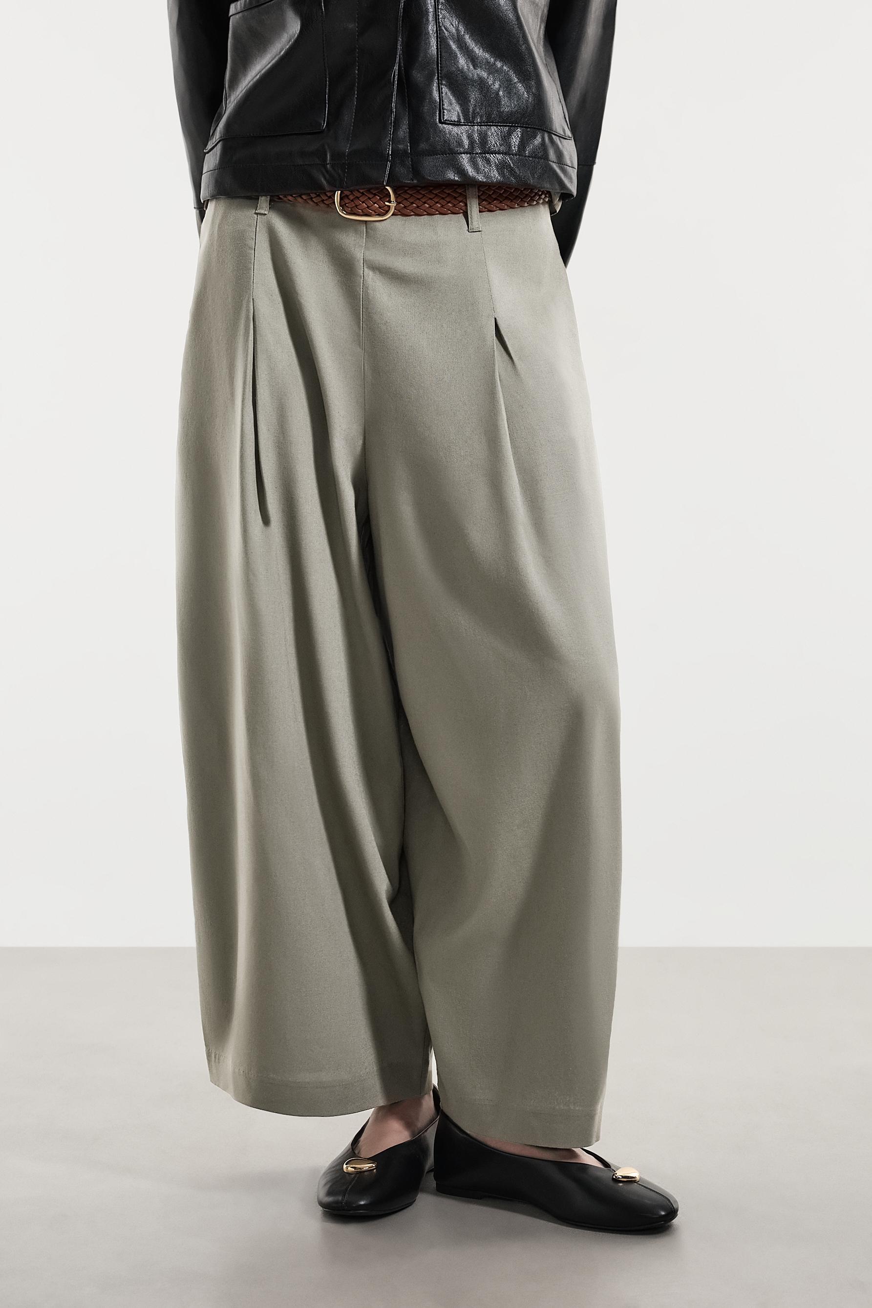 Barrel trousers with belt — PALE KHAKI