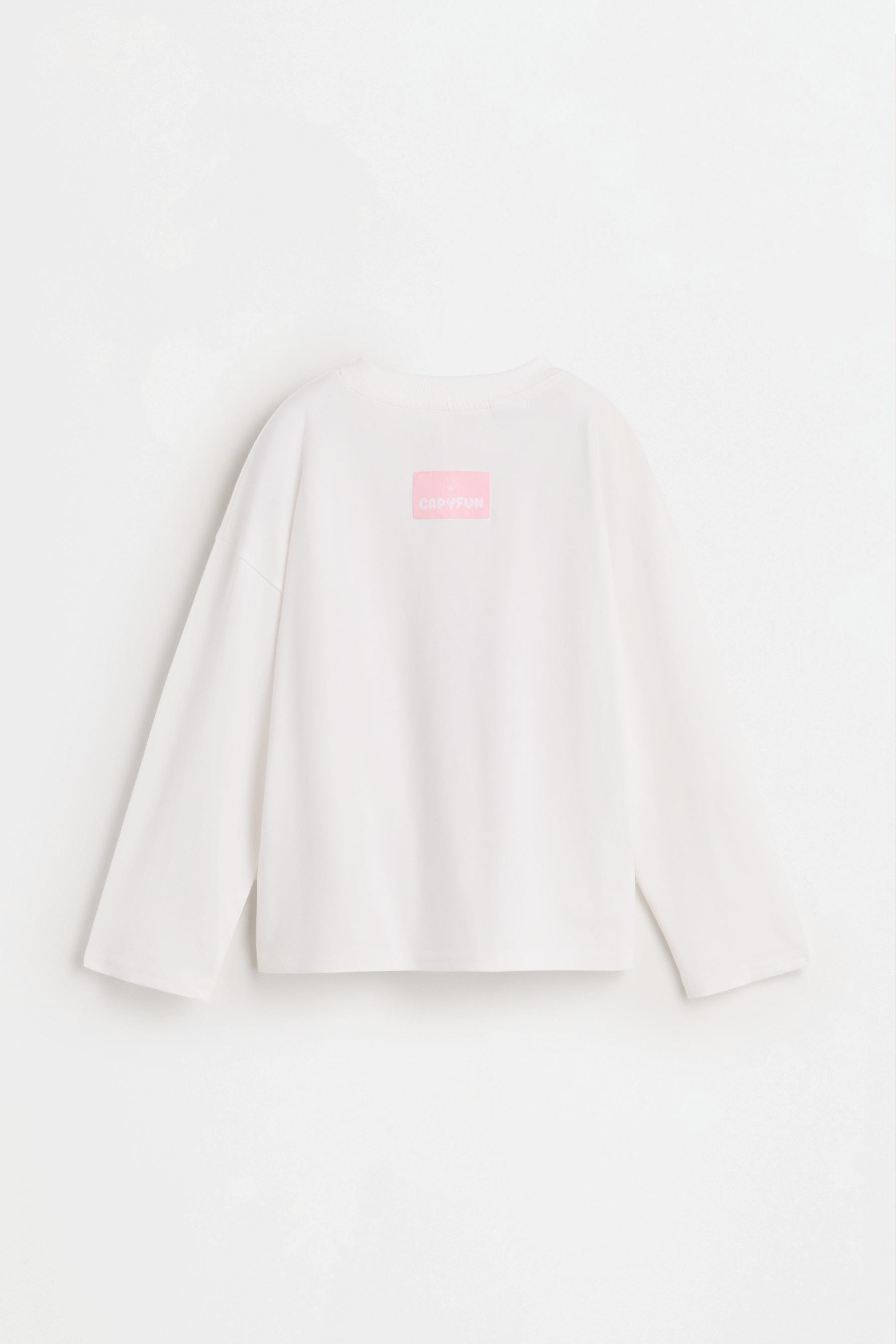 CAPYFUN© Capybara T-shirt — OFF WHITE