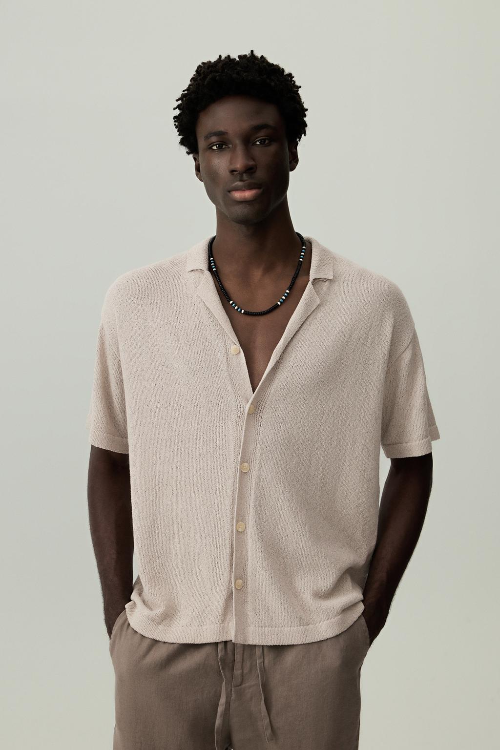 Camisa com textura bouclé