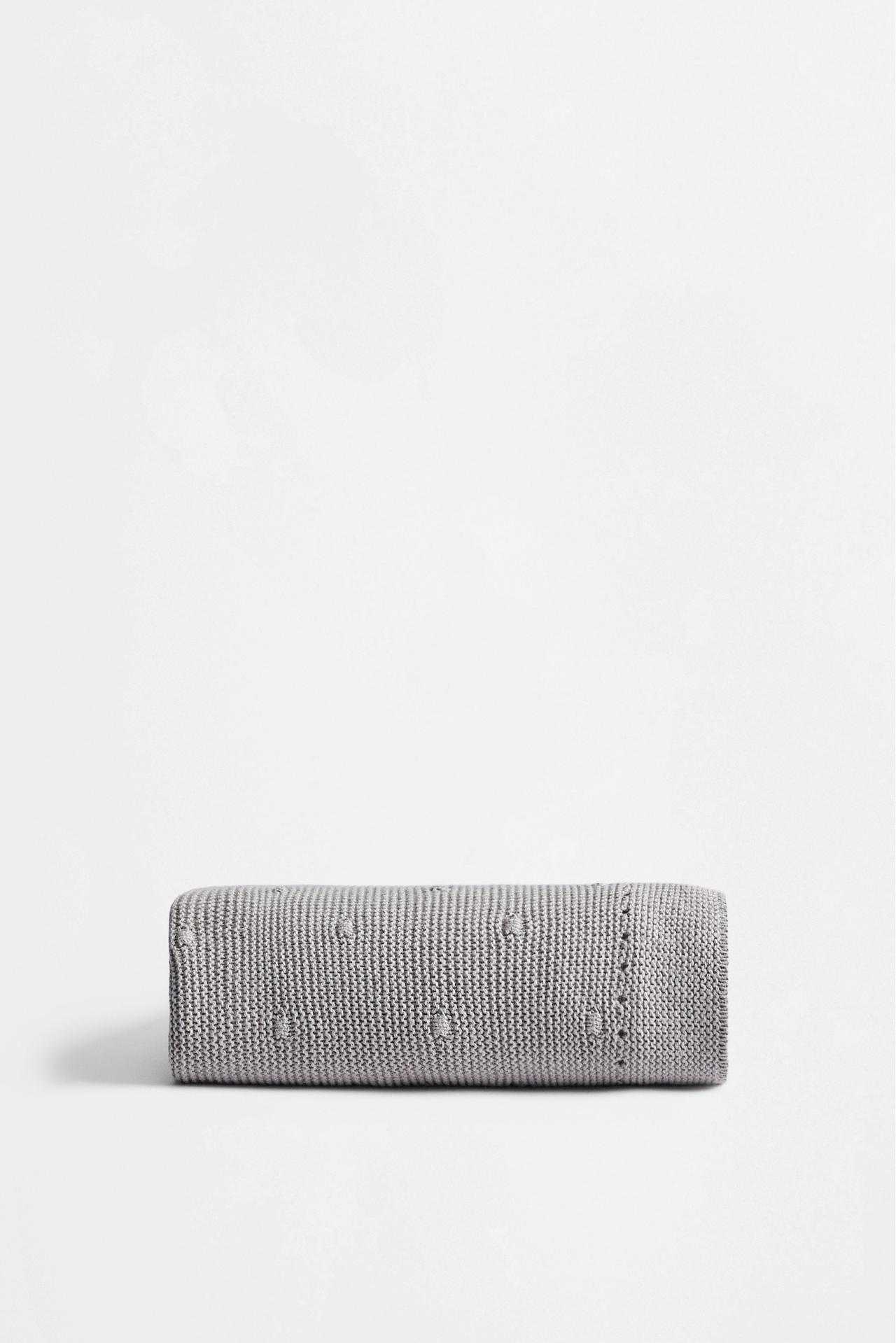Knit blanket — TAUPE GREY
