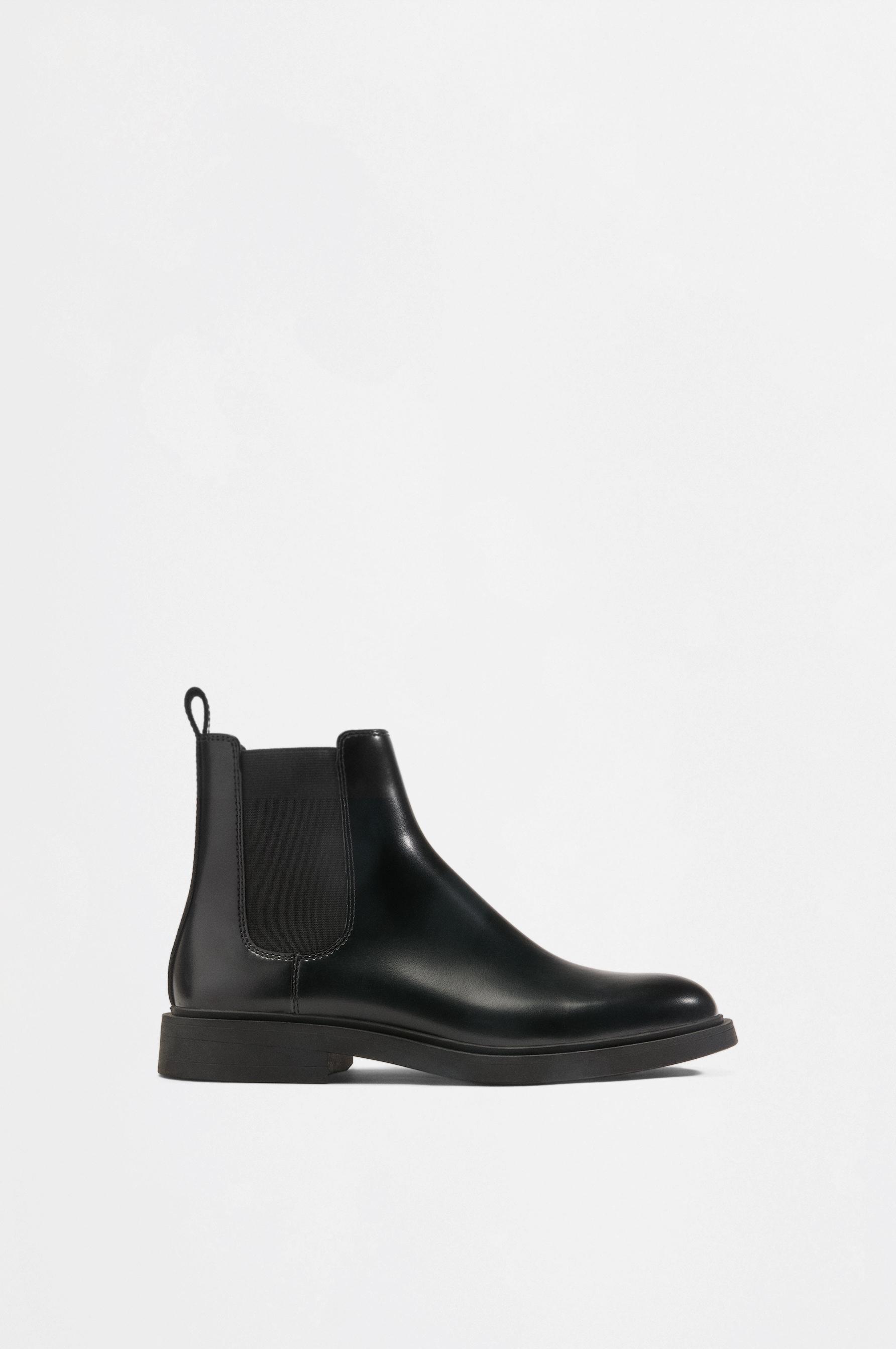 Chelsea boots — BLACK