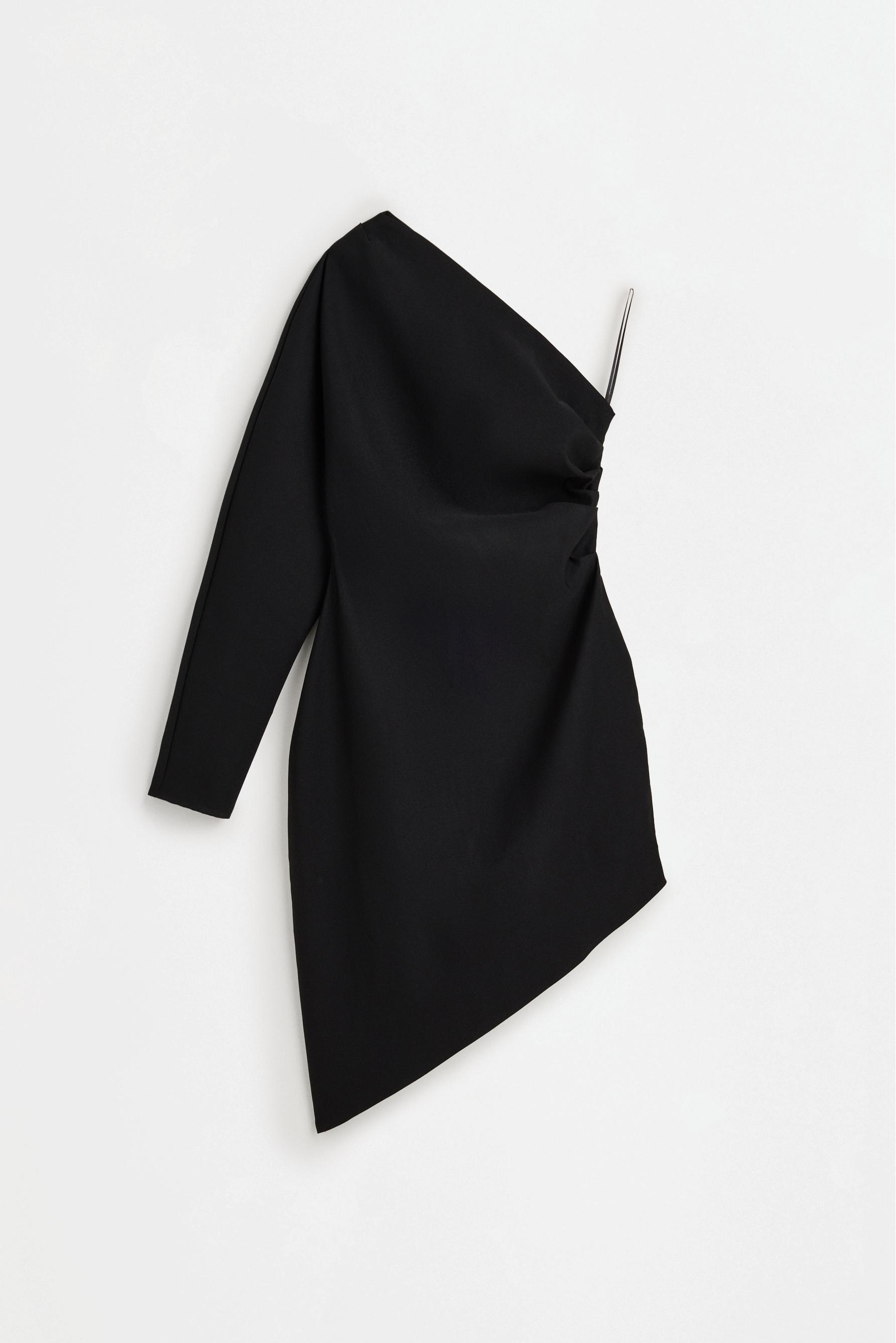 Vestido corto asimétrico