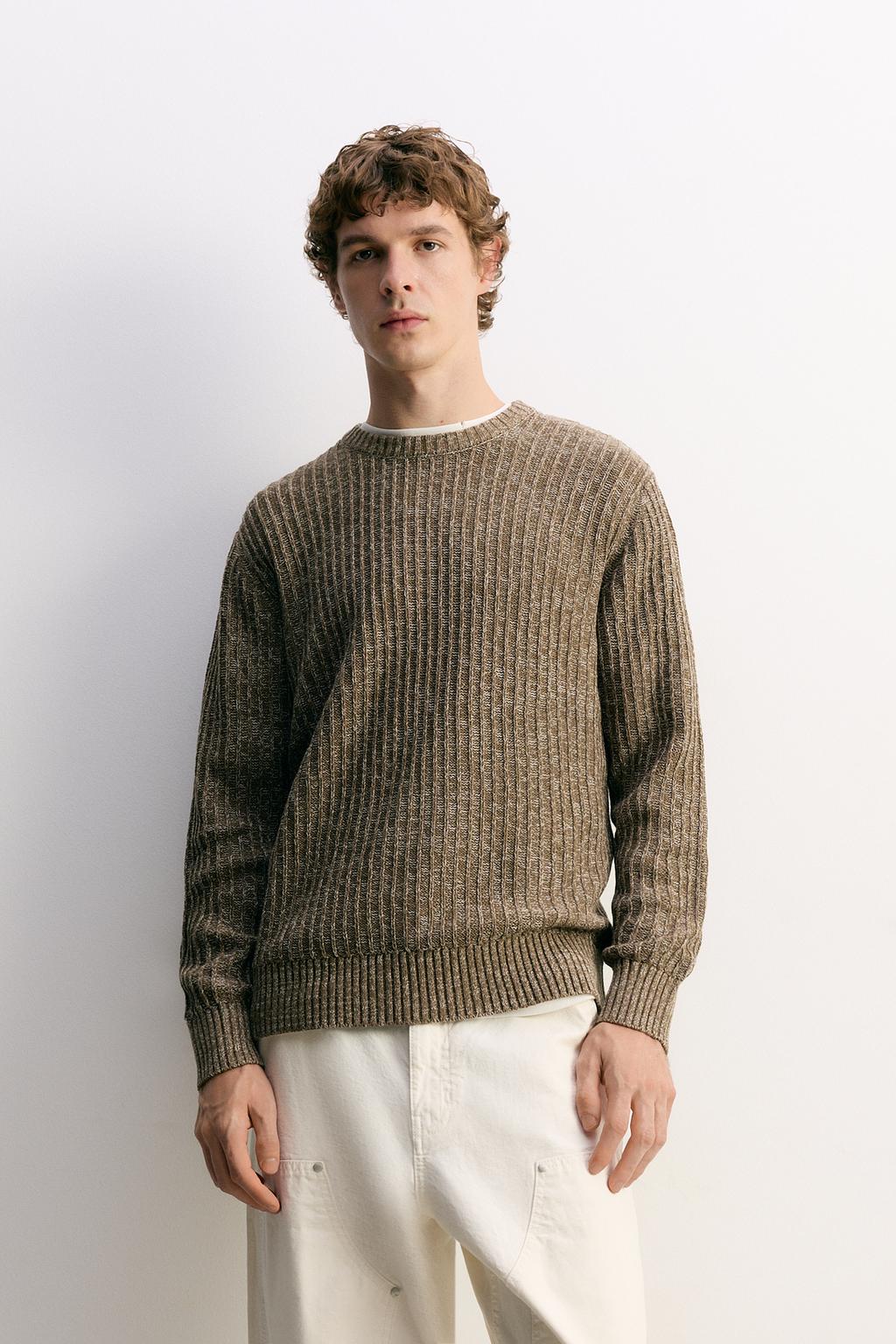 Combined twisted yarn sweater