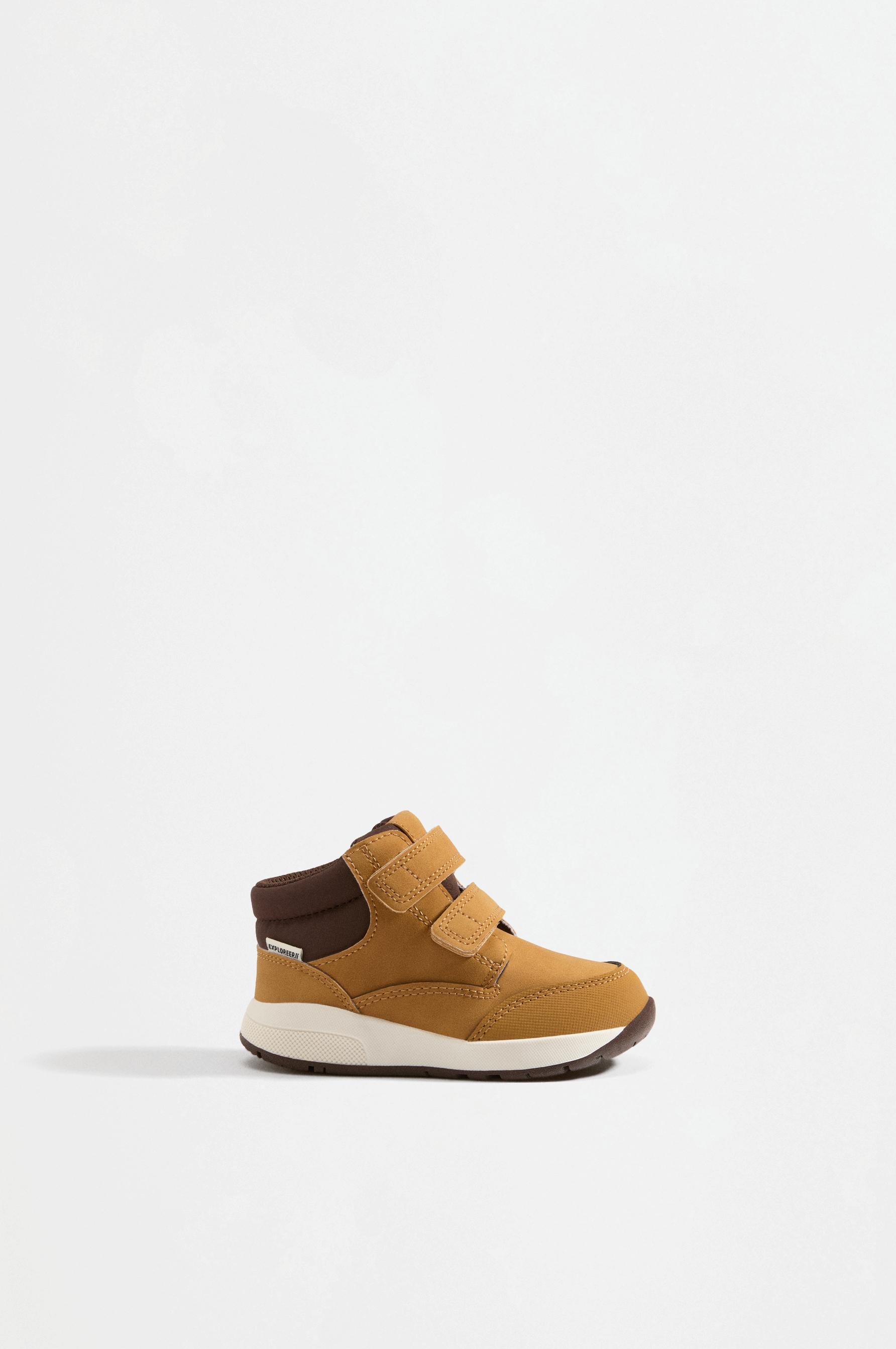 Bota casual
