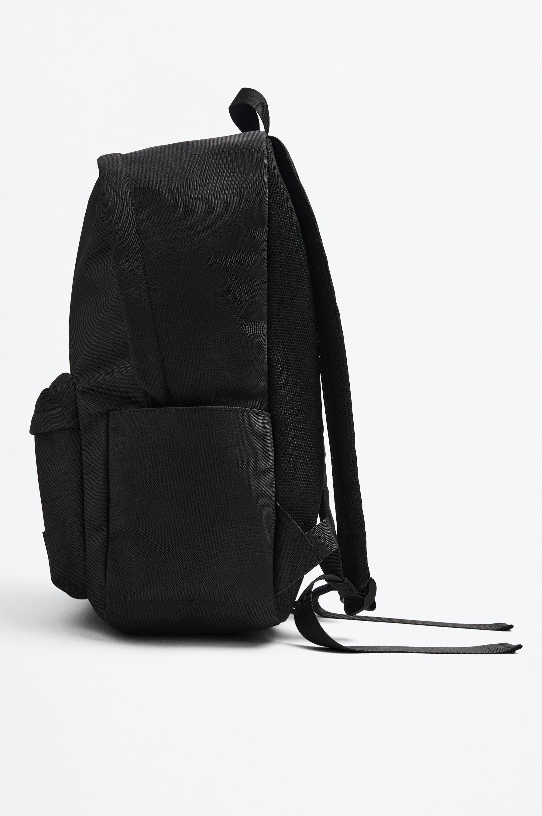 Basic backpack — BLACK (alternate view)
