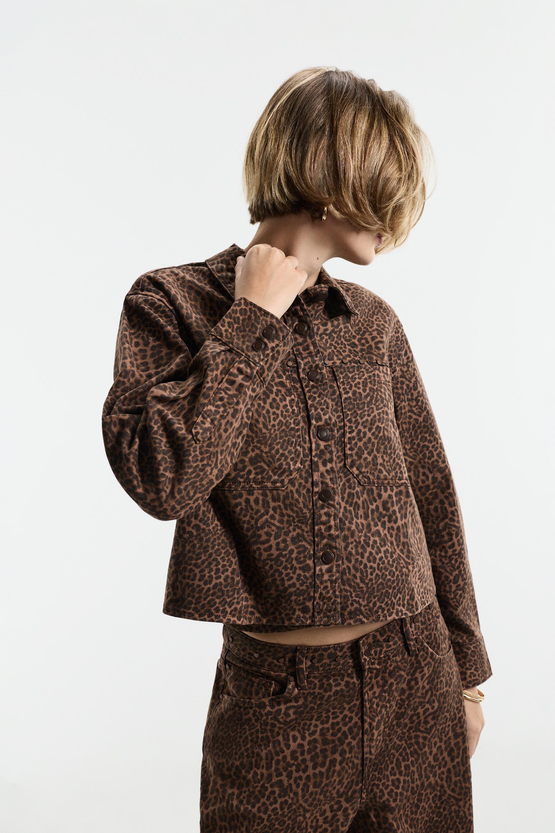 Leopard print shirt with studs — CHEETAH