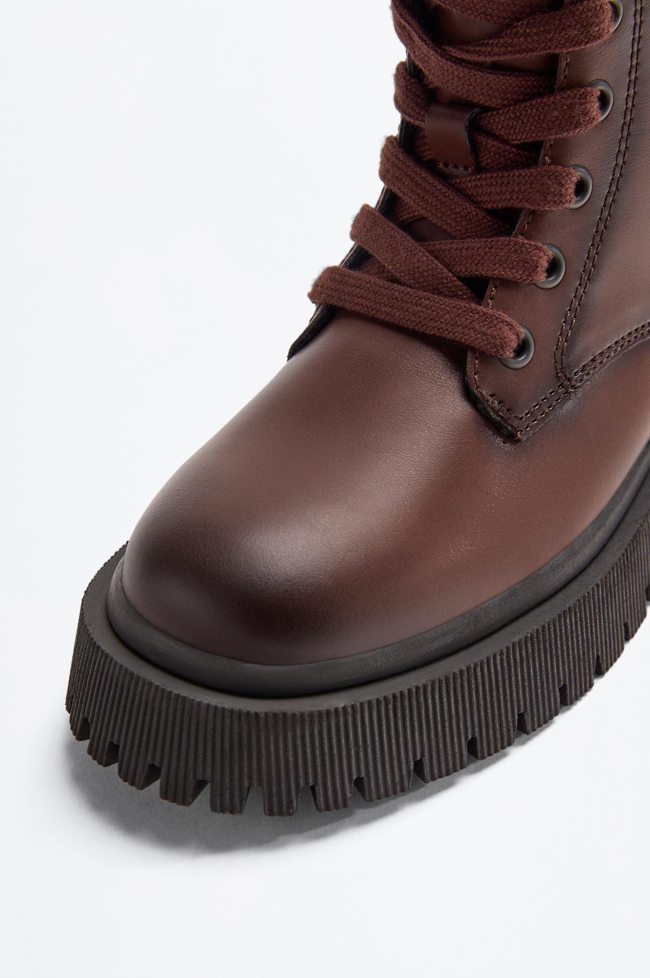 Track sole boots — 1-114