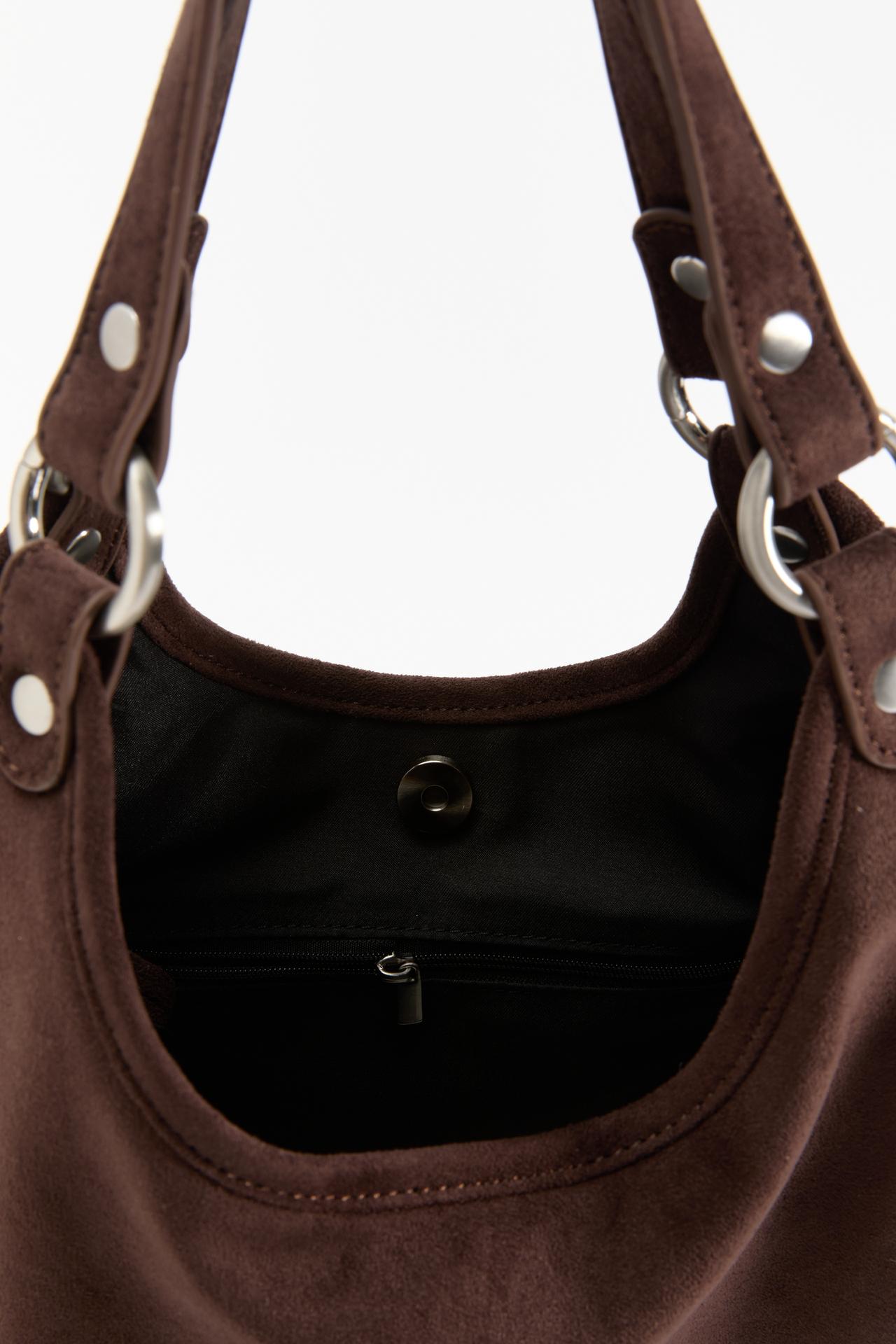Faux suede ring shopper bag — BROWN