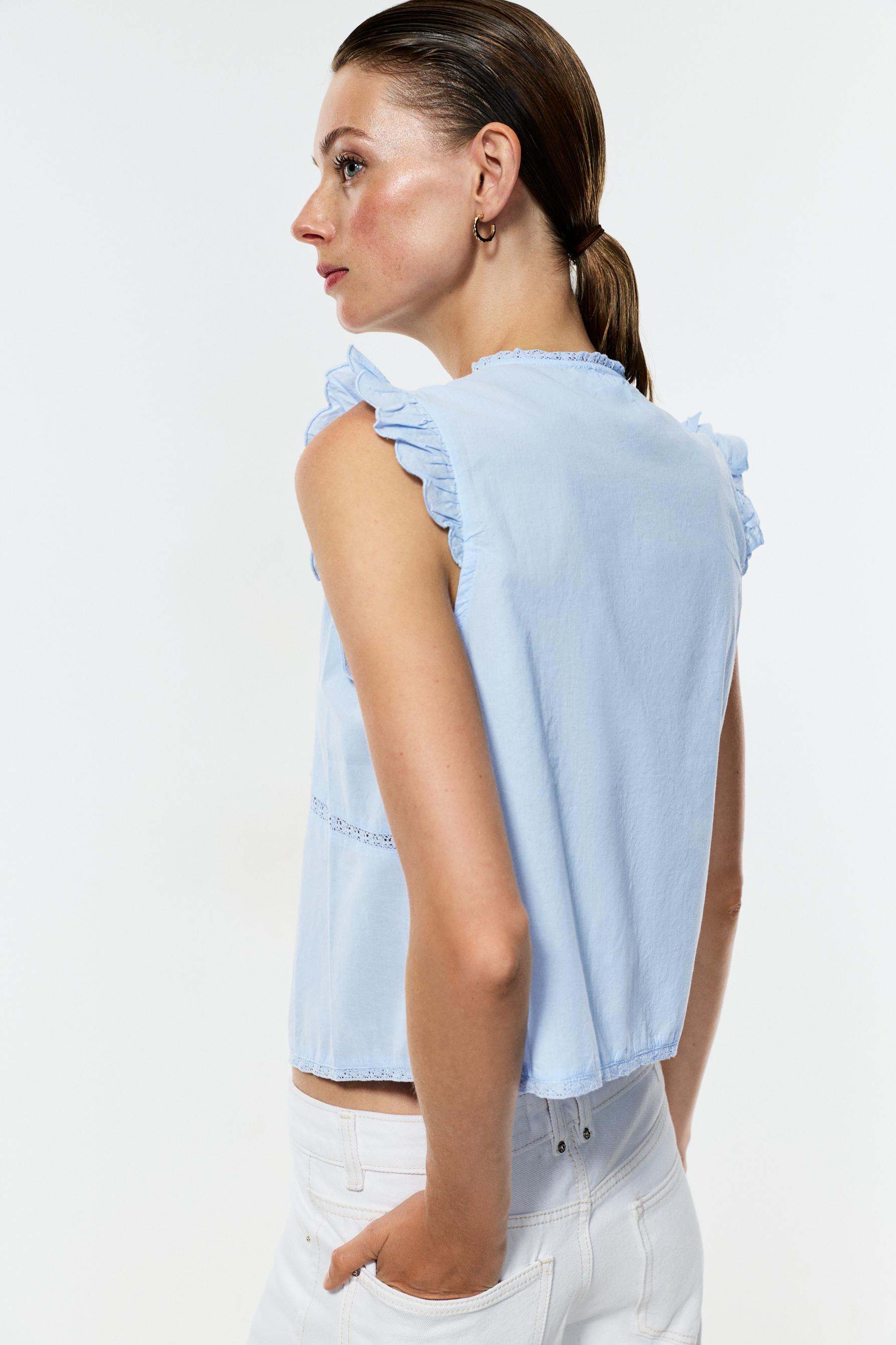 Embroidered ribbon shirt — PALE BLUE