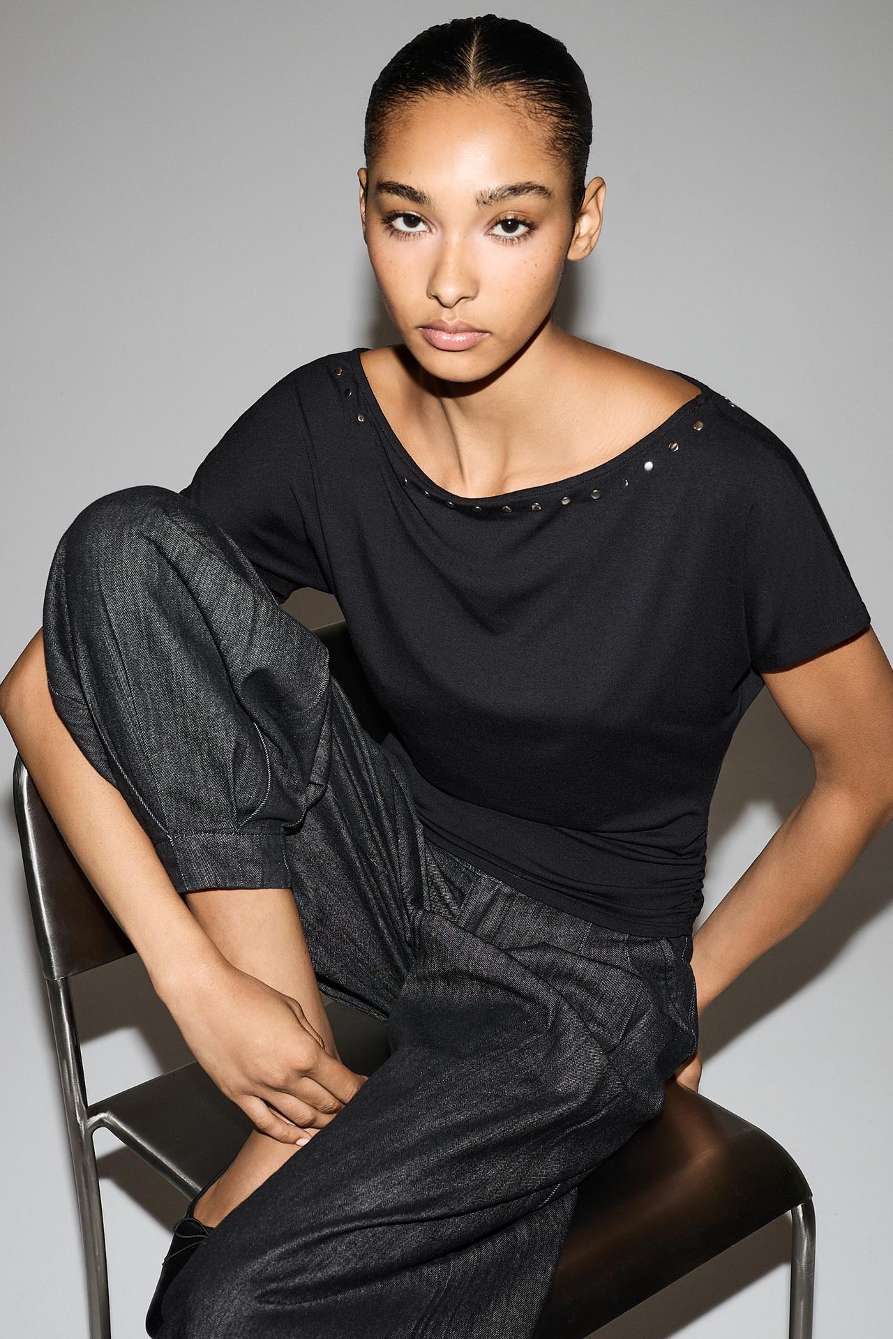 Studded T-shirt — BLACK