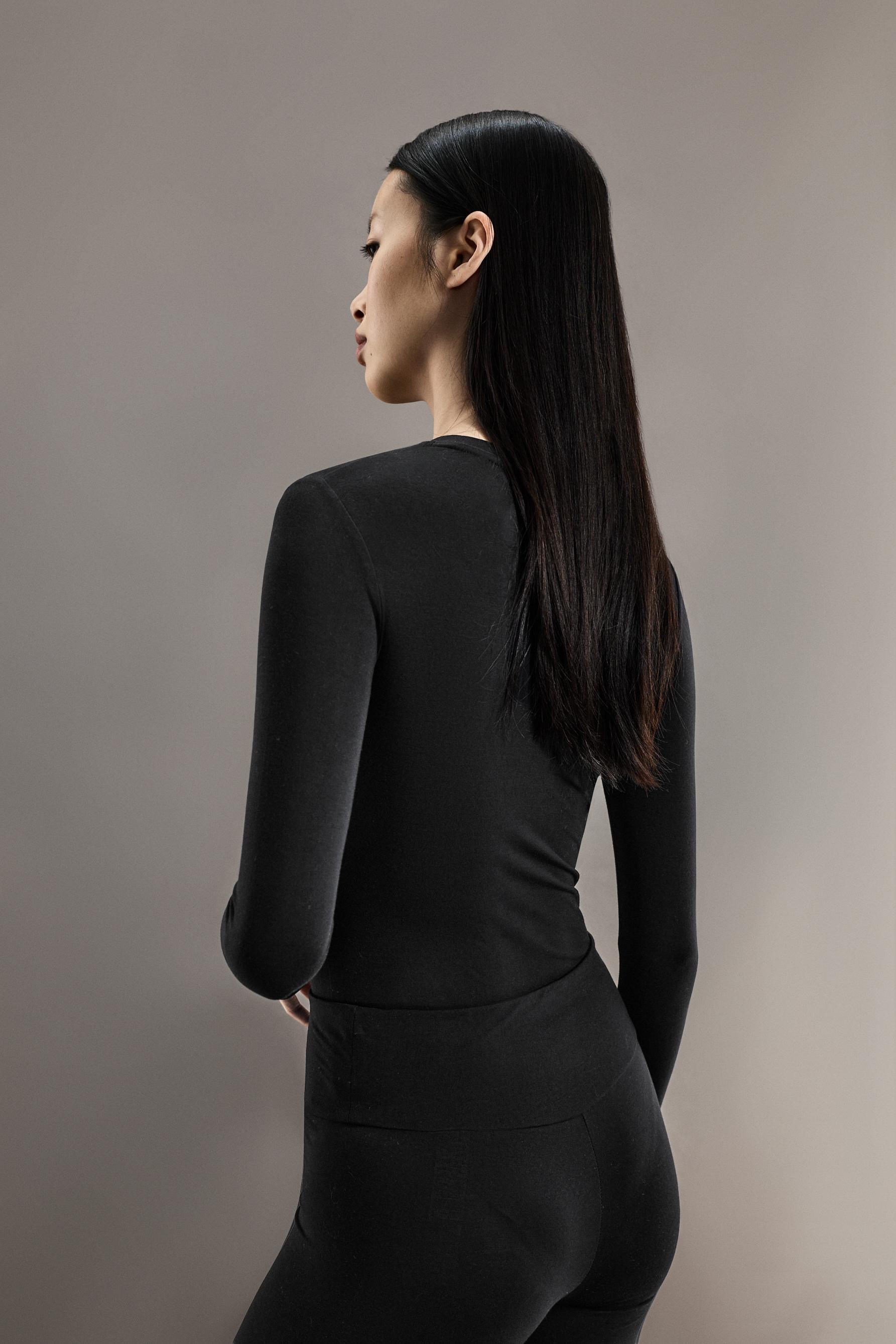 LIGHTWEIGHT thermal insulation bodysuit (-4ºC to 9ºC) — BLACK